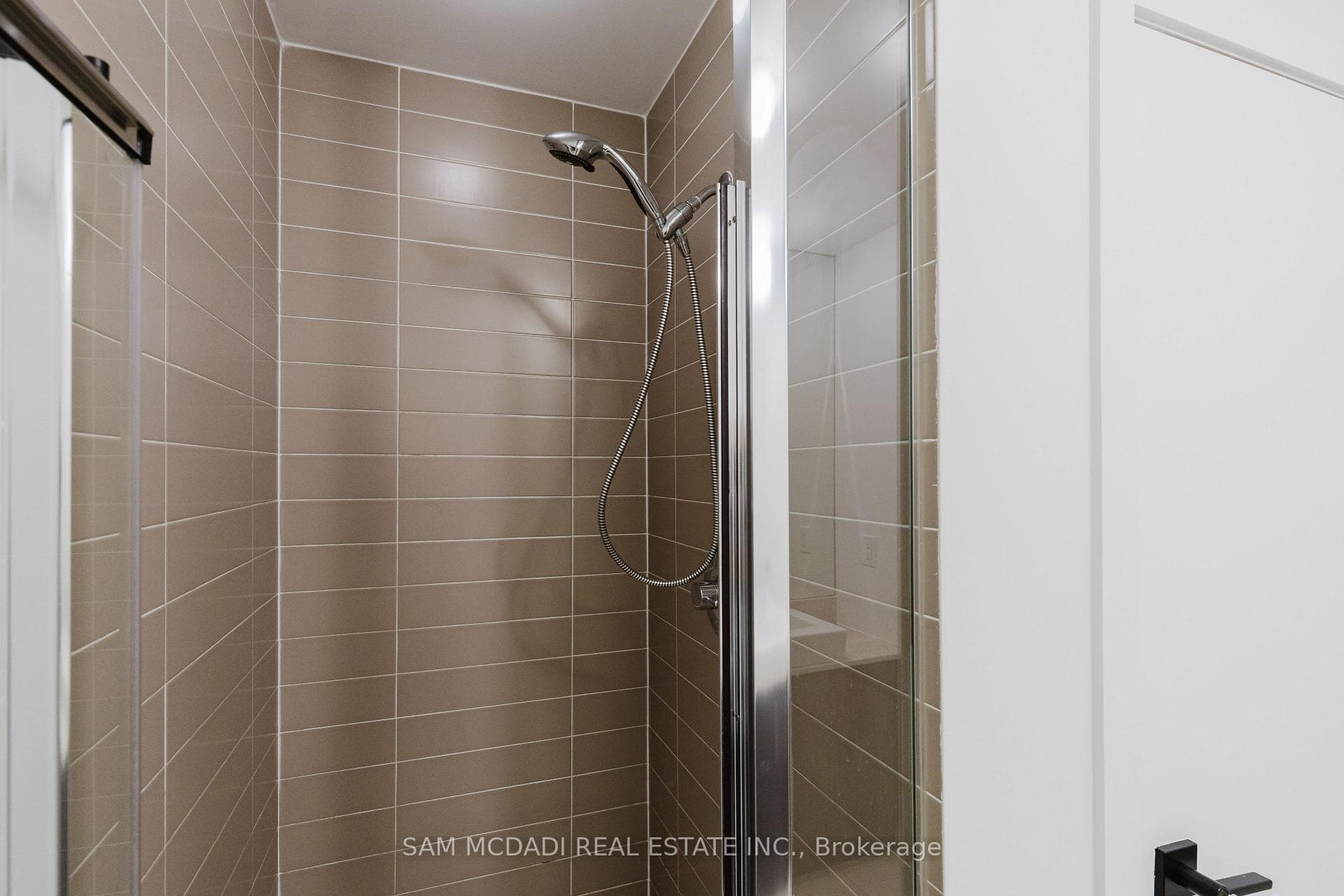 55 Bremner Boulevard Unit 3407 photo 25