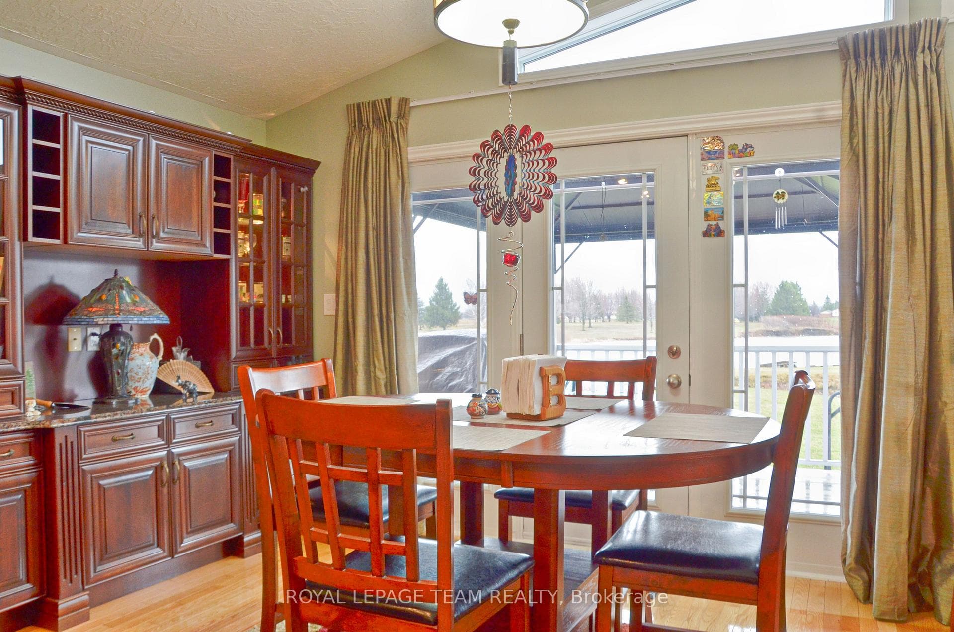 11708 Breezewood Avenue photo 12