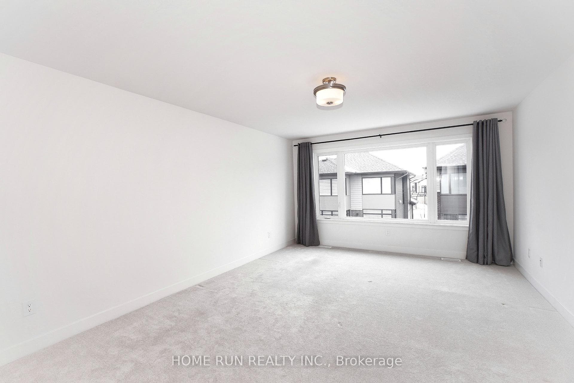 1051 HYDRANGEA Avenue photo 24