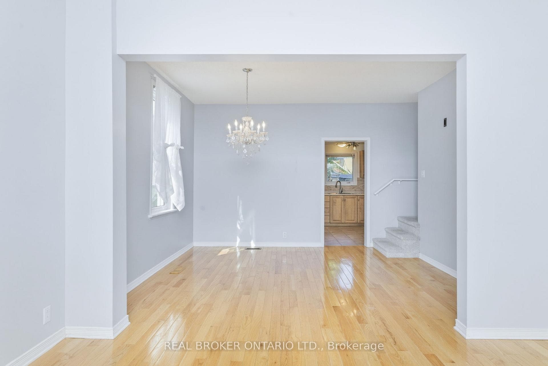 35 Victoria Street photo 12