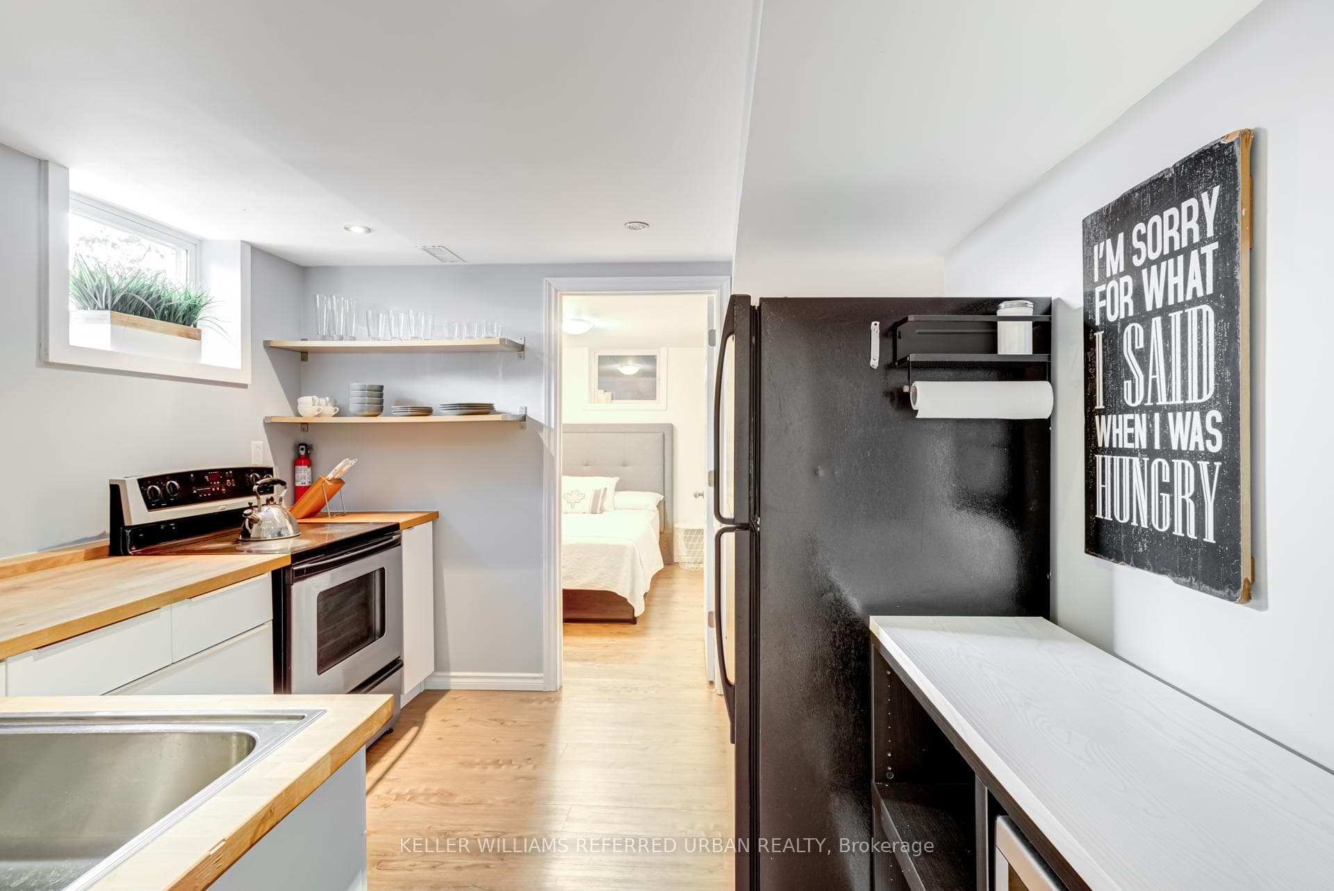 63 Fortieth Street photo 26