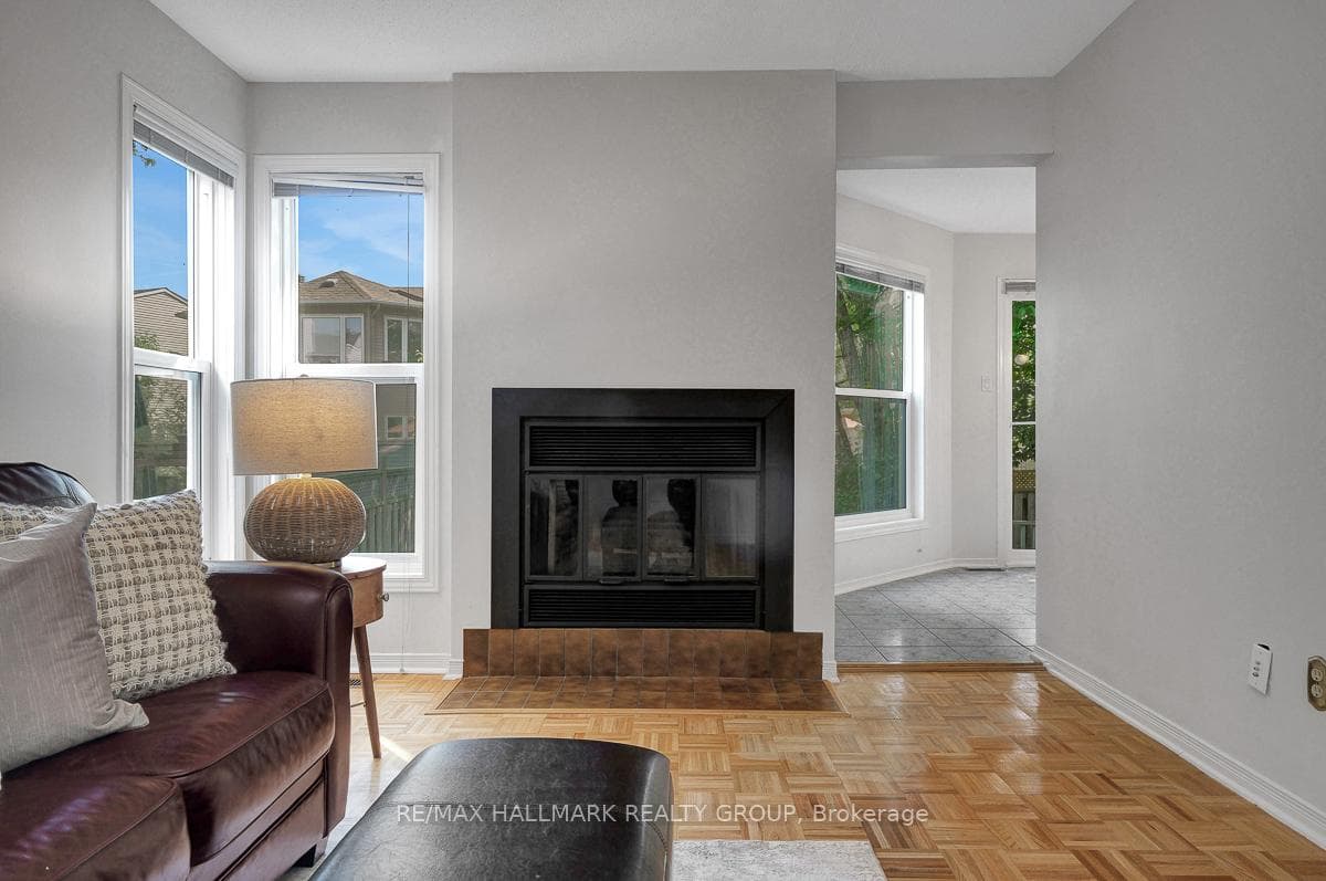 126 Dossetter Way photo 21