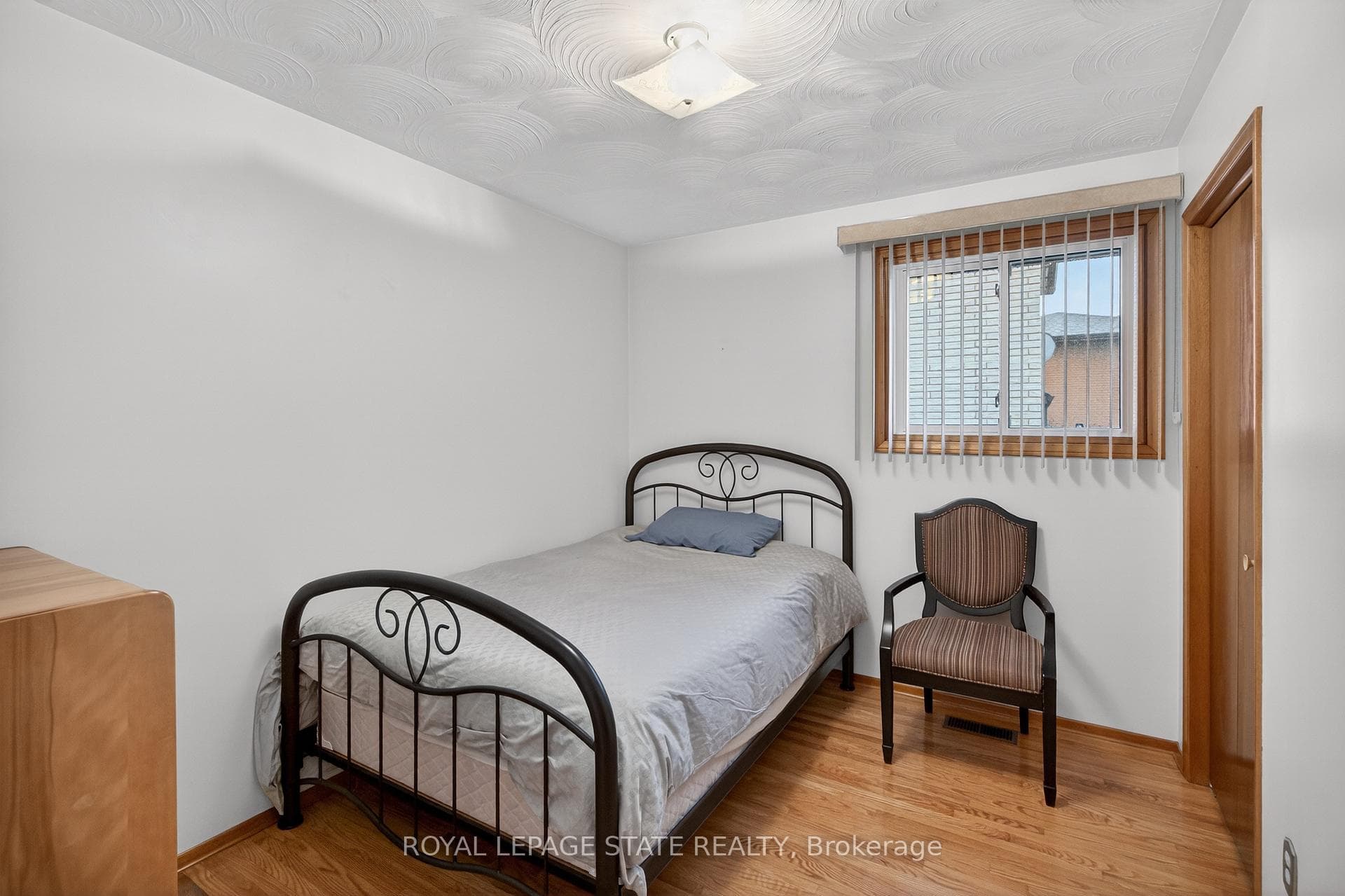 71 Ellington Avenue photo 23