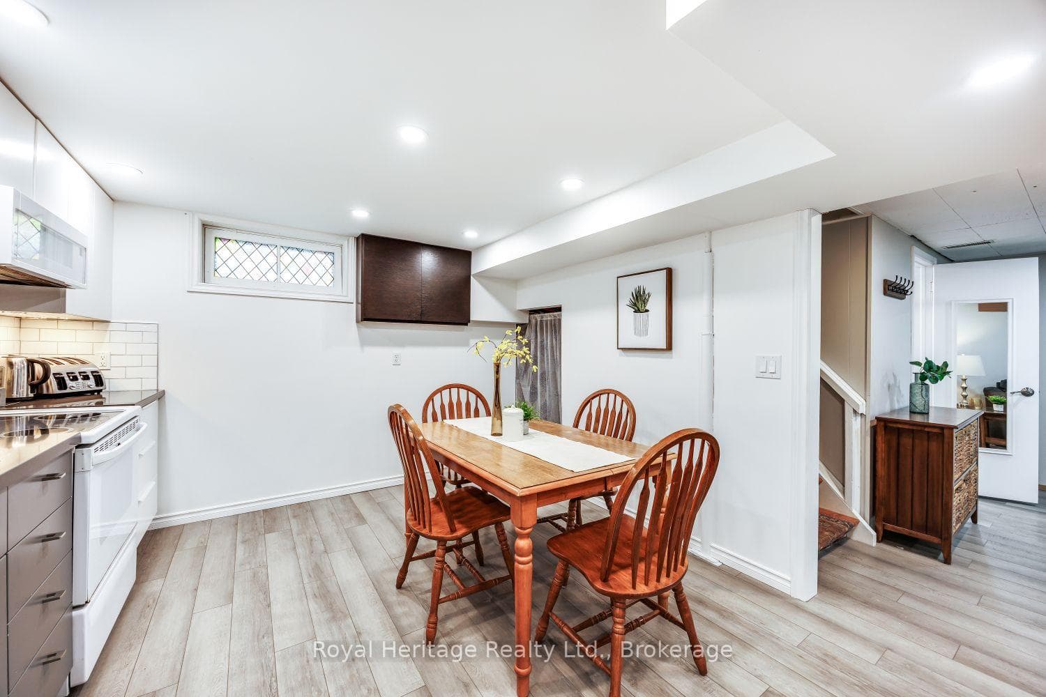 461 Gibbons Street photo 19