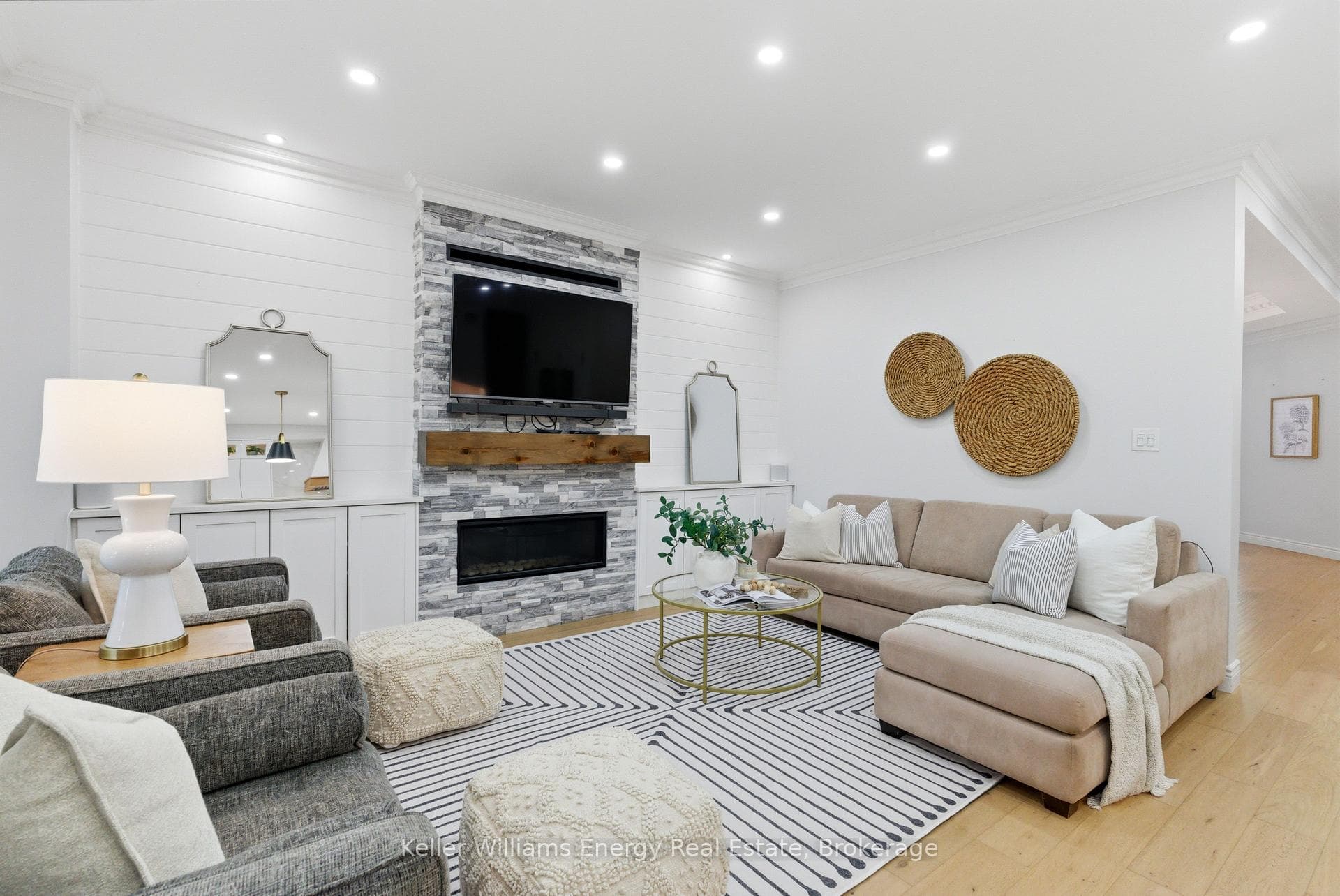 2019 Erin Gate Boulevard photo 14