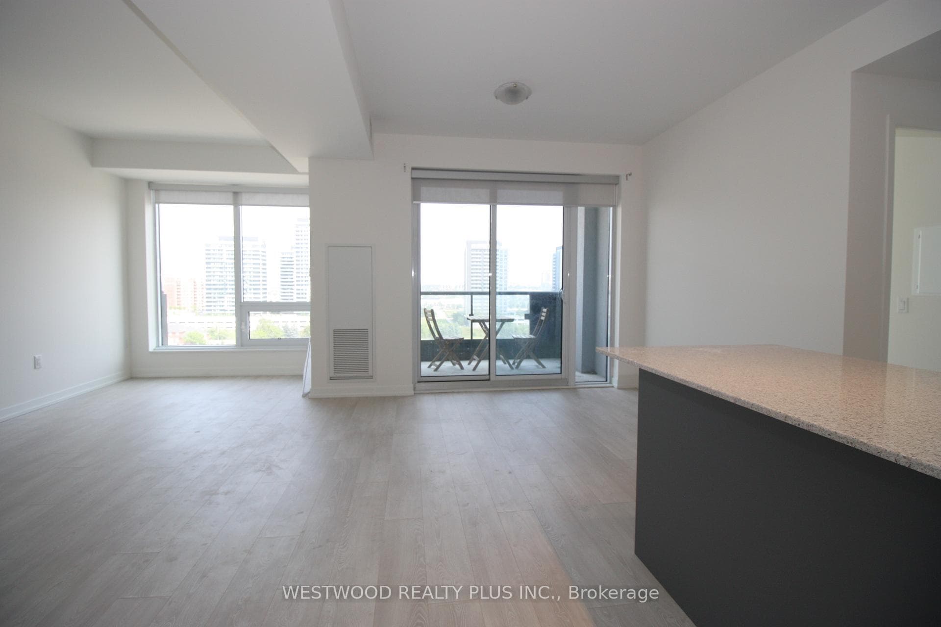 8868 Yonge Street Unit 1206E photo 3
