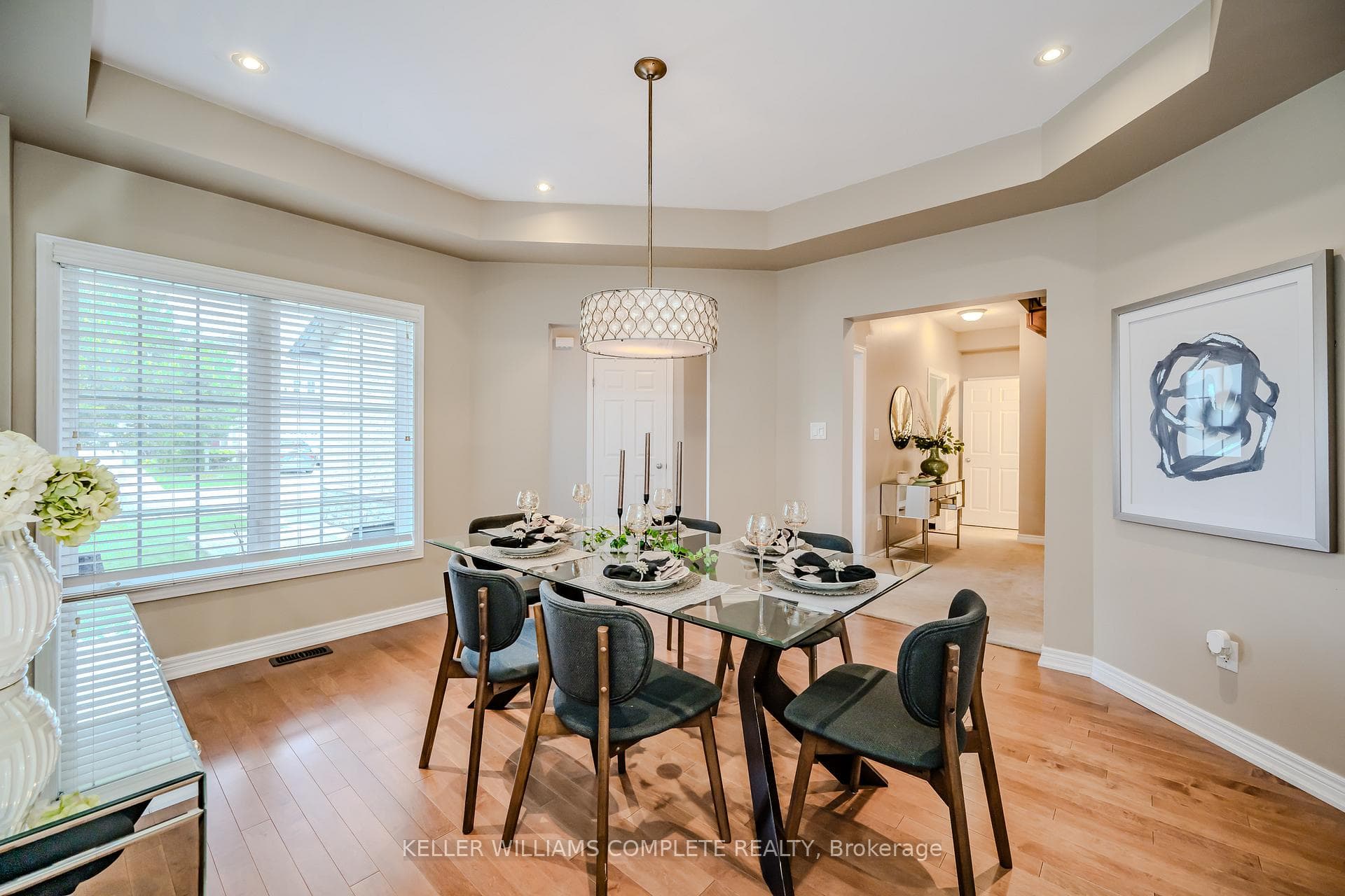 37 Moonbeam Drive photo 5