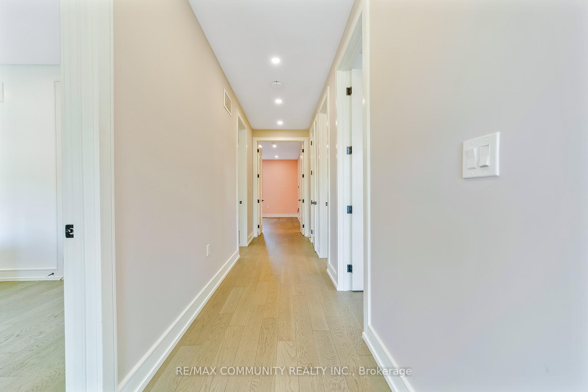 856 Kennedy Road photo 18
