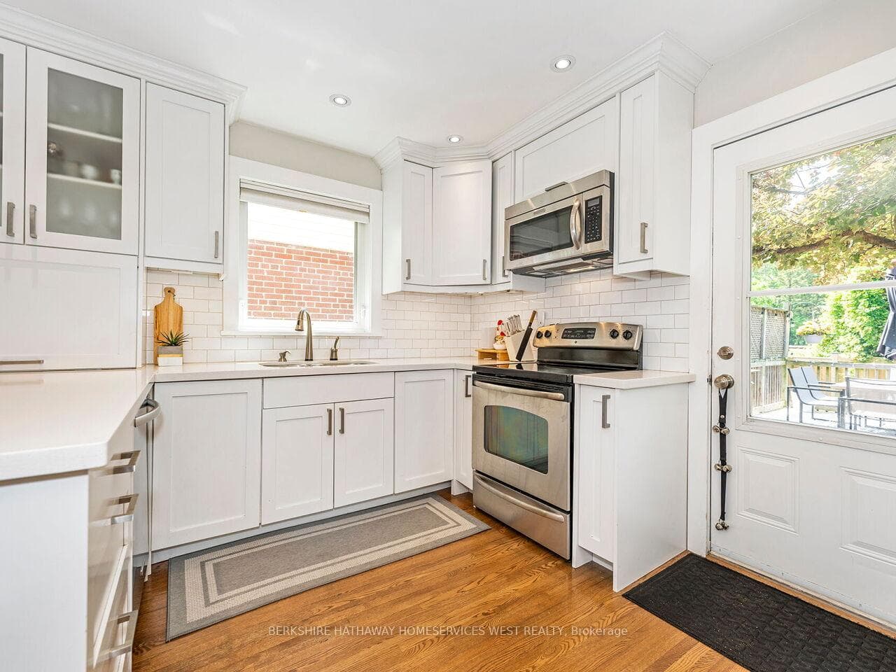 78 Westrose Avenue photo 8