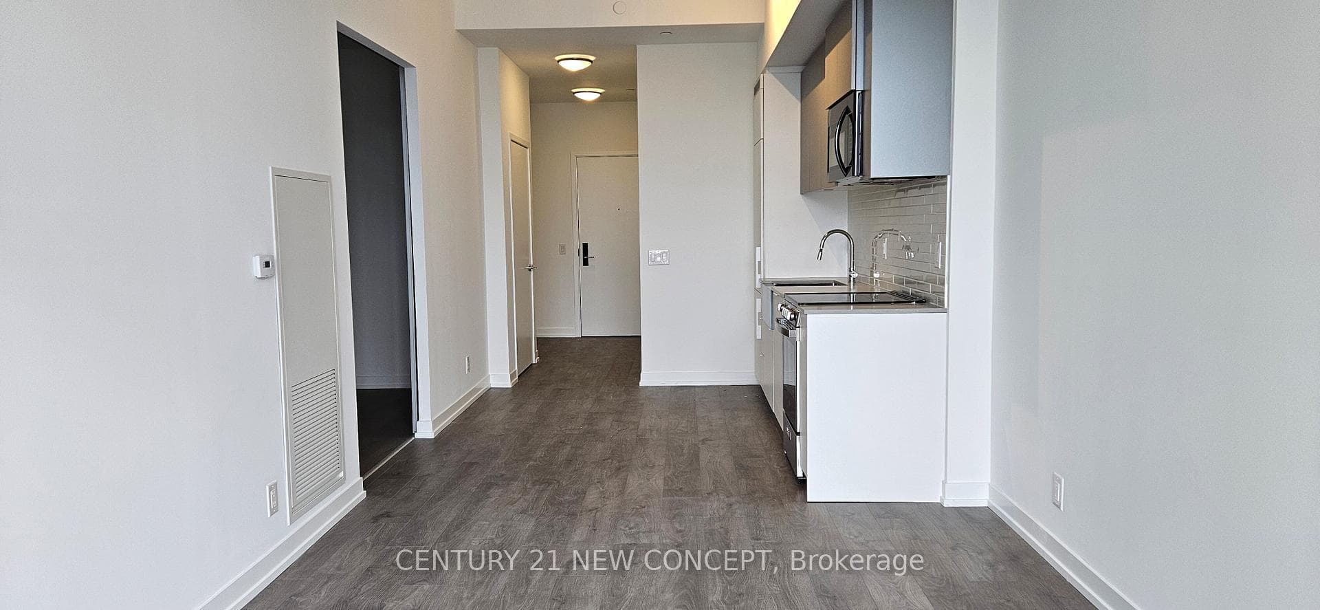 270 Dufferin Street Unit 1124 photo 5