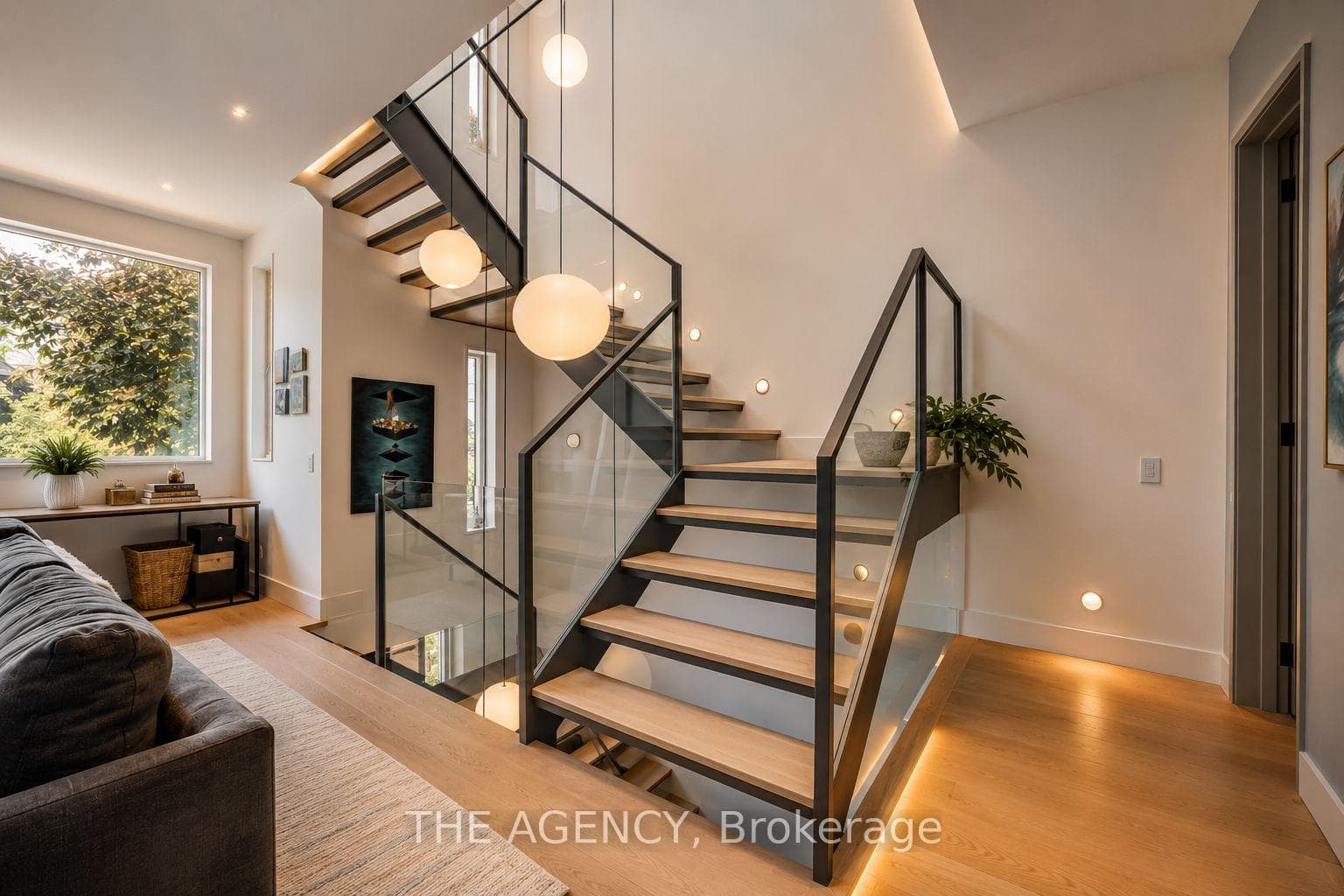 15 Albermarle Avenue photo 3