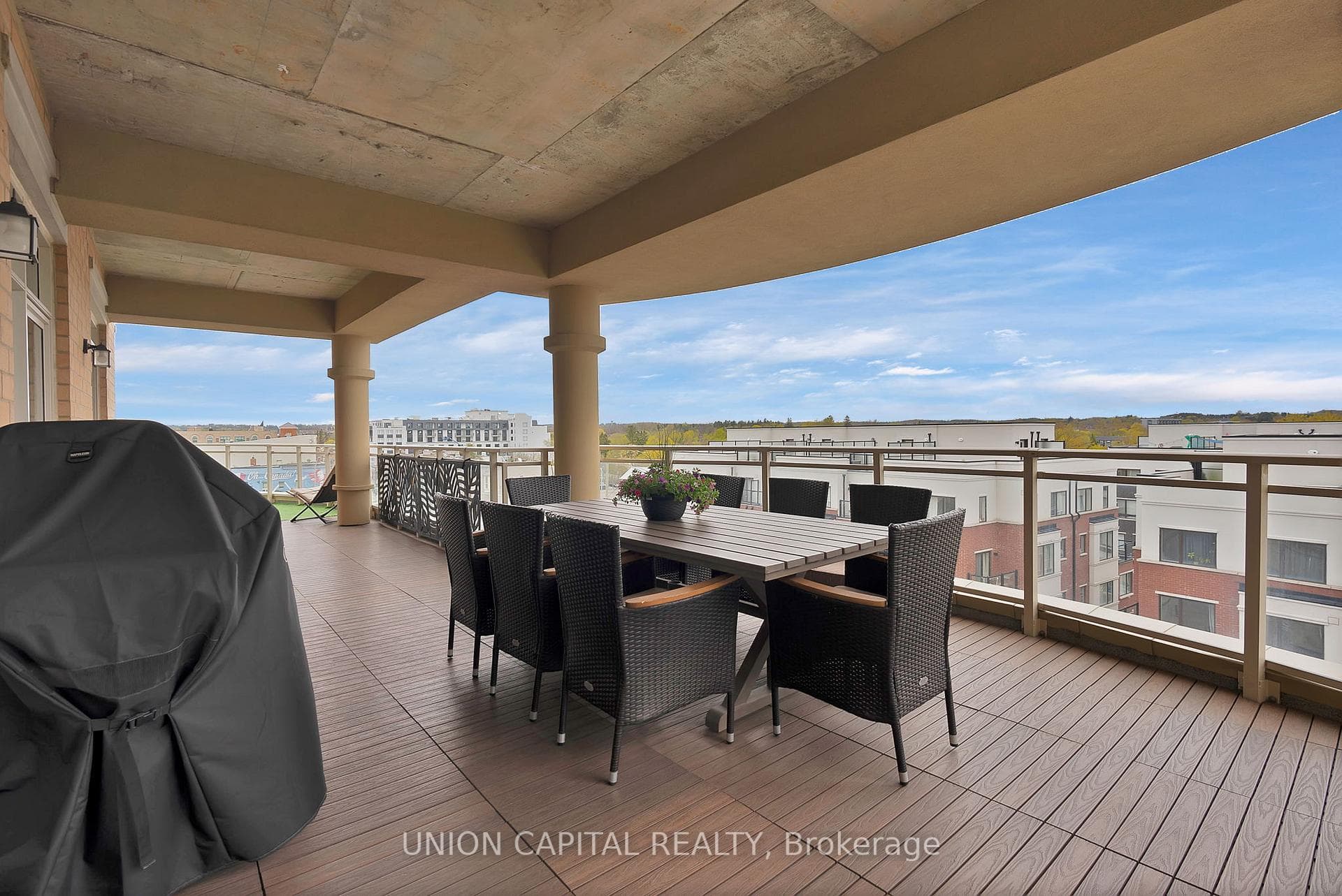 15277 Yonge Street Unit 505 photo 32