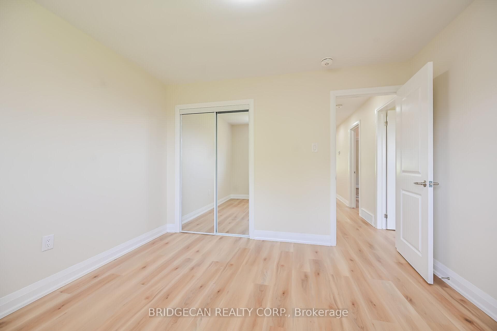 83 Dover Drive photo 16