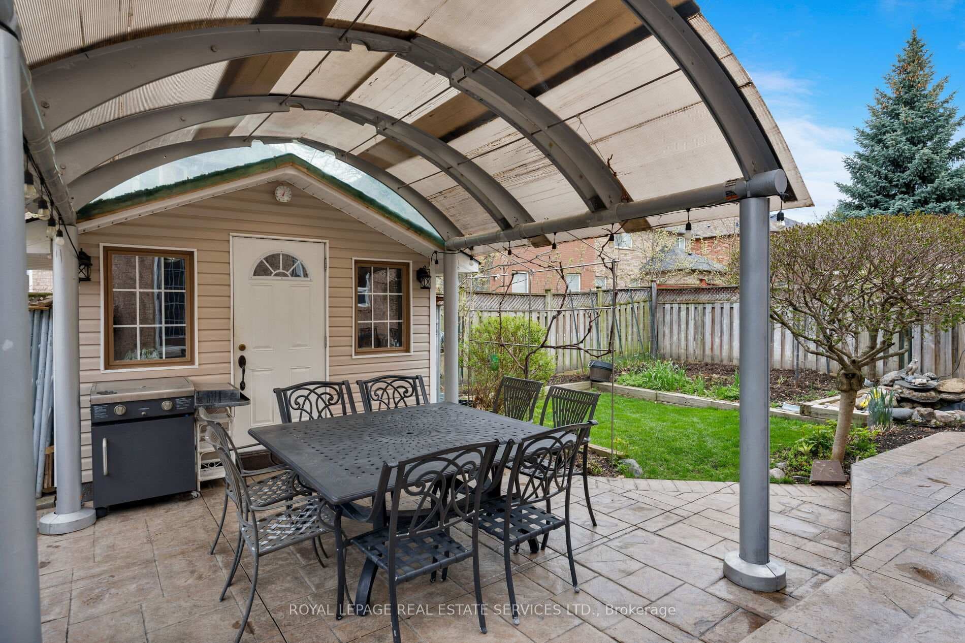 2252 Foxfield Road photo 38
