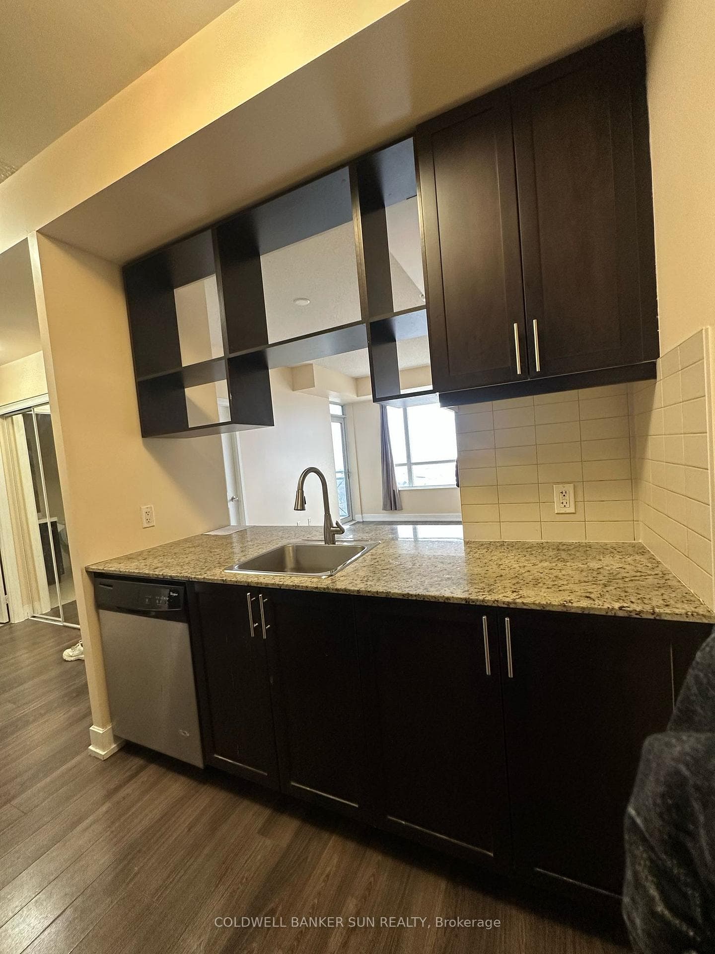6 Eva Road Unit 2507 photo 3
