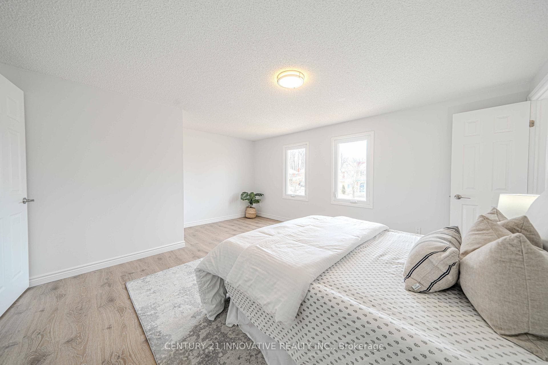 52 Humphrey Drive photo 18