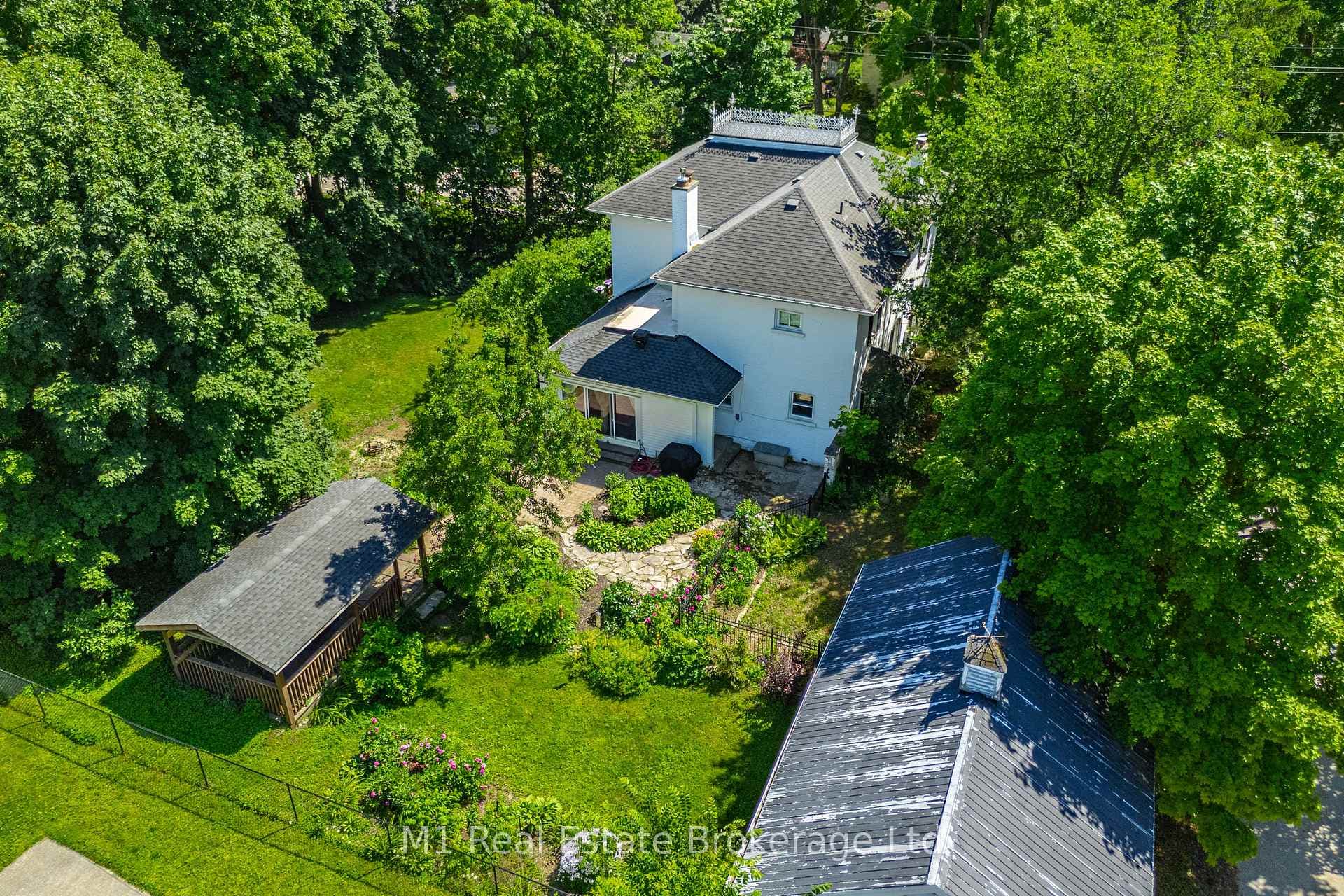 119 John Street photo 38