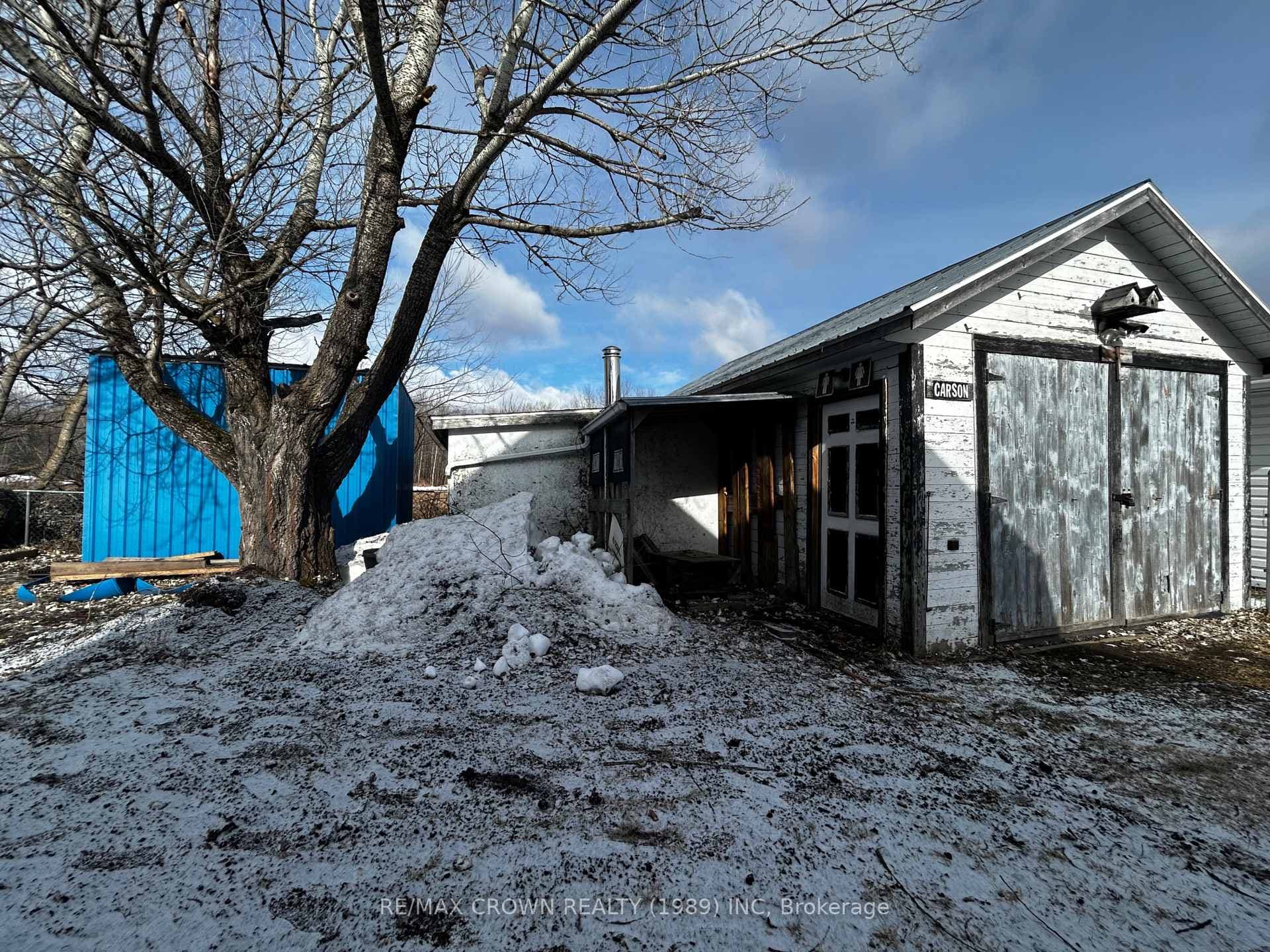 11 Ontario Avenue photo 5
