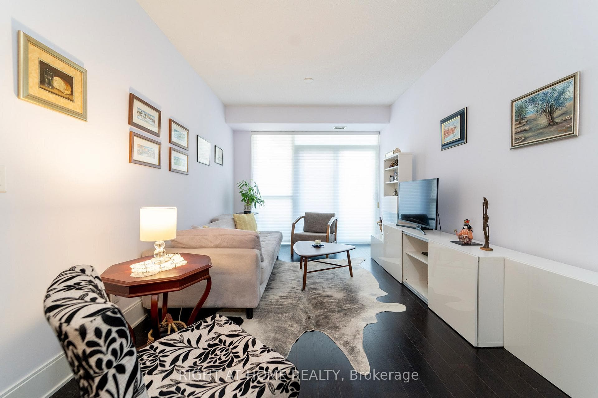 70 Roehampton Avenue Unit 1422 photo 9