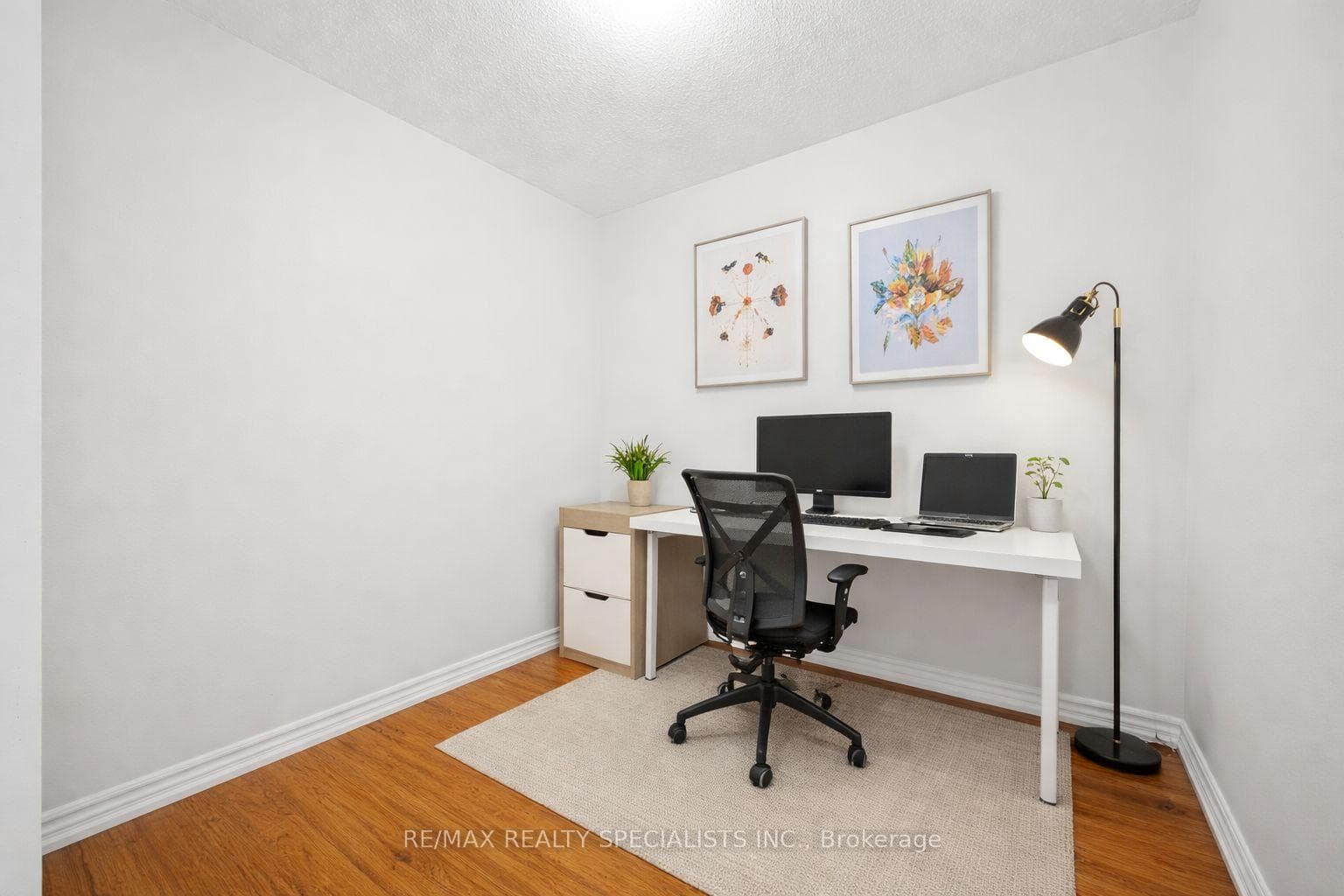 335 Rathburn Road Unit 707 photo 9