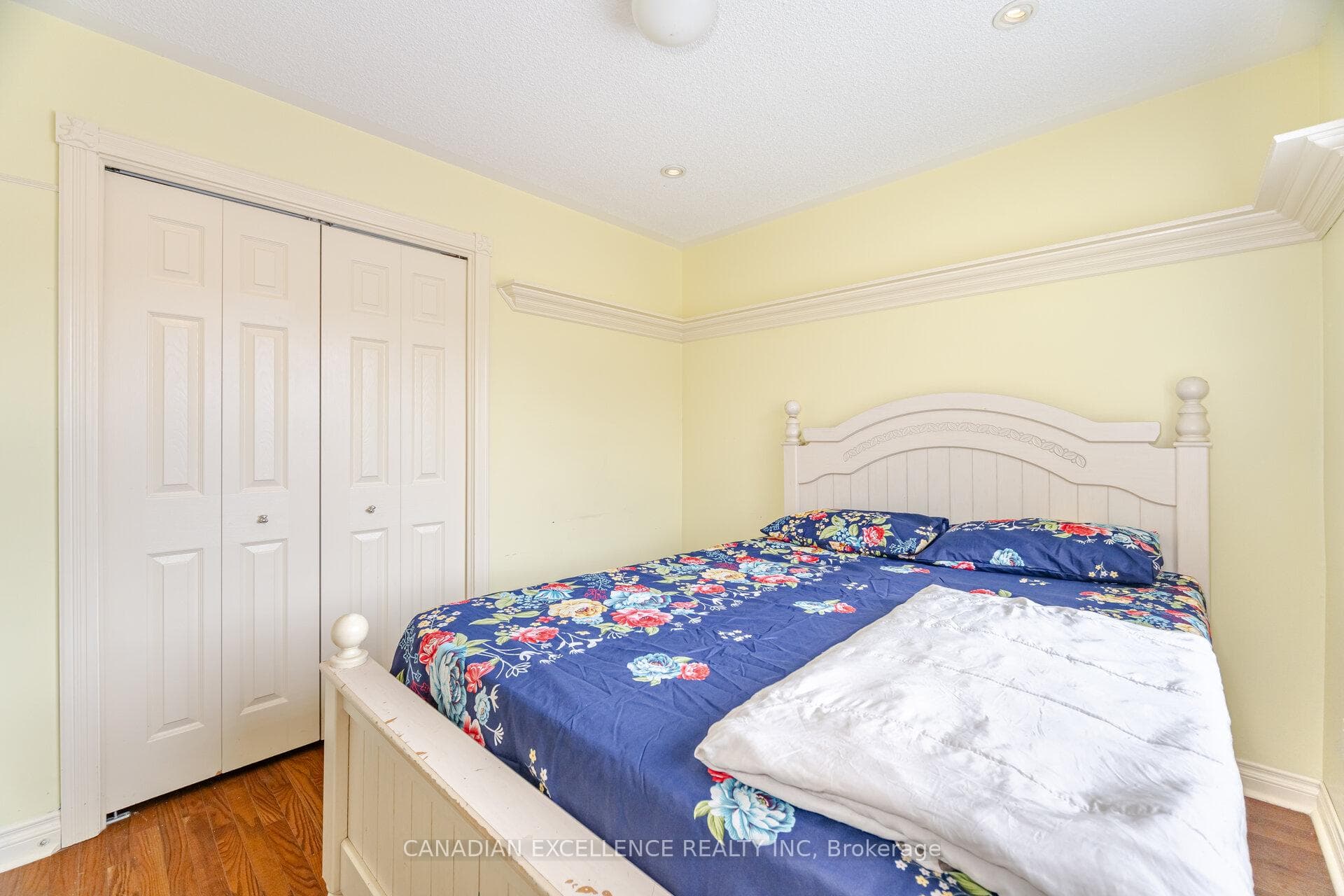5564 Bridgeport Gate photo 33