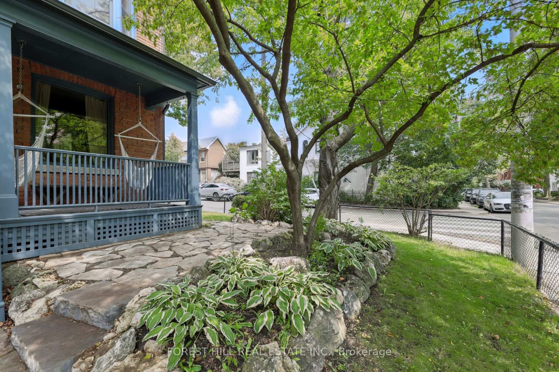 54 Afton Avenue photo 36