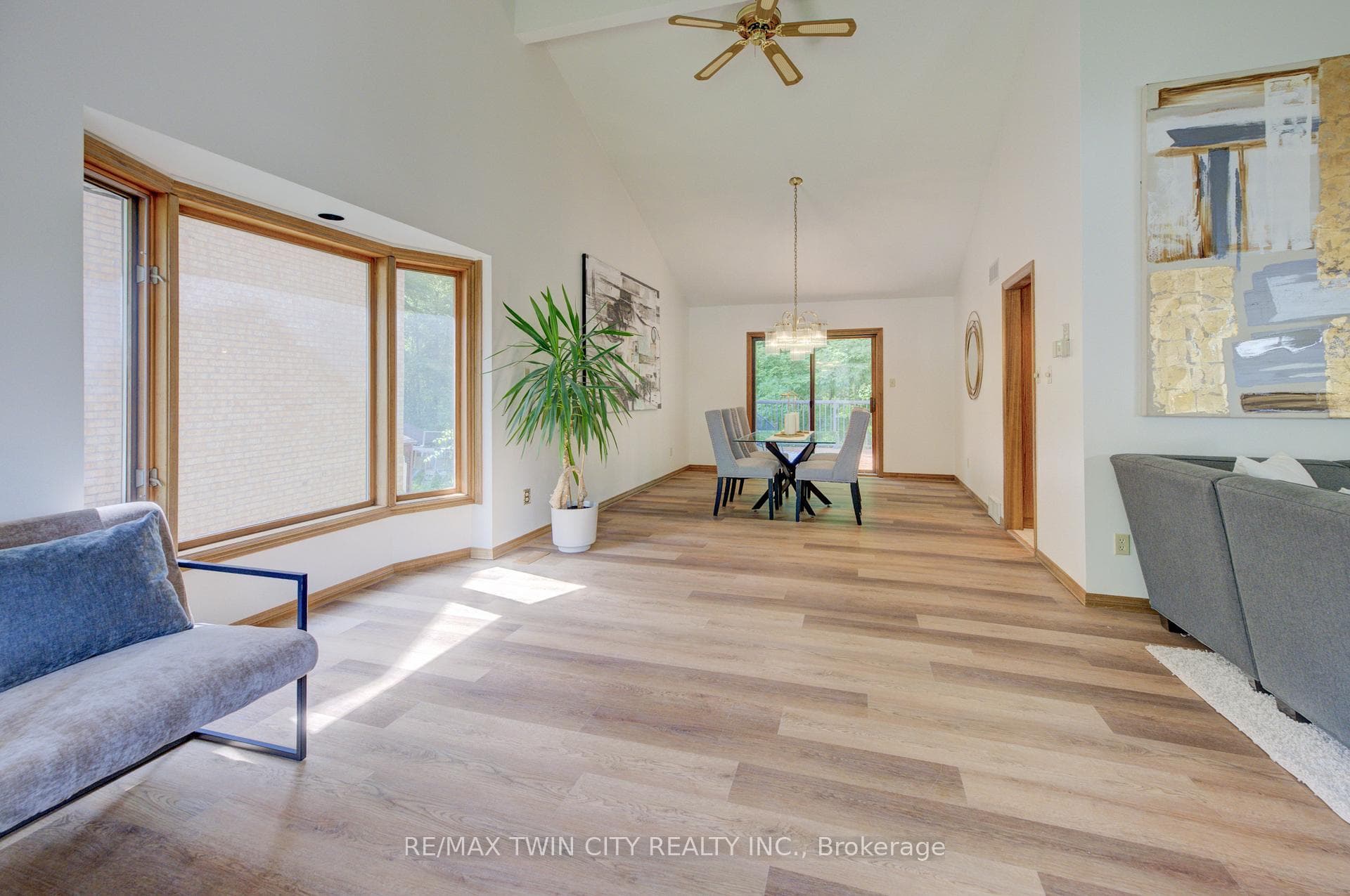 391 Northlake Drive photo 11