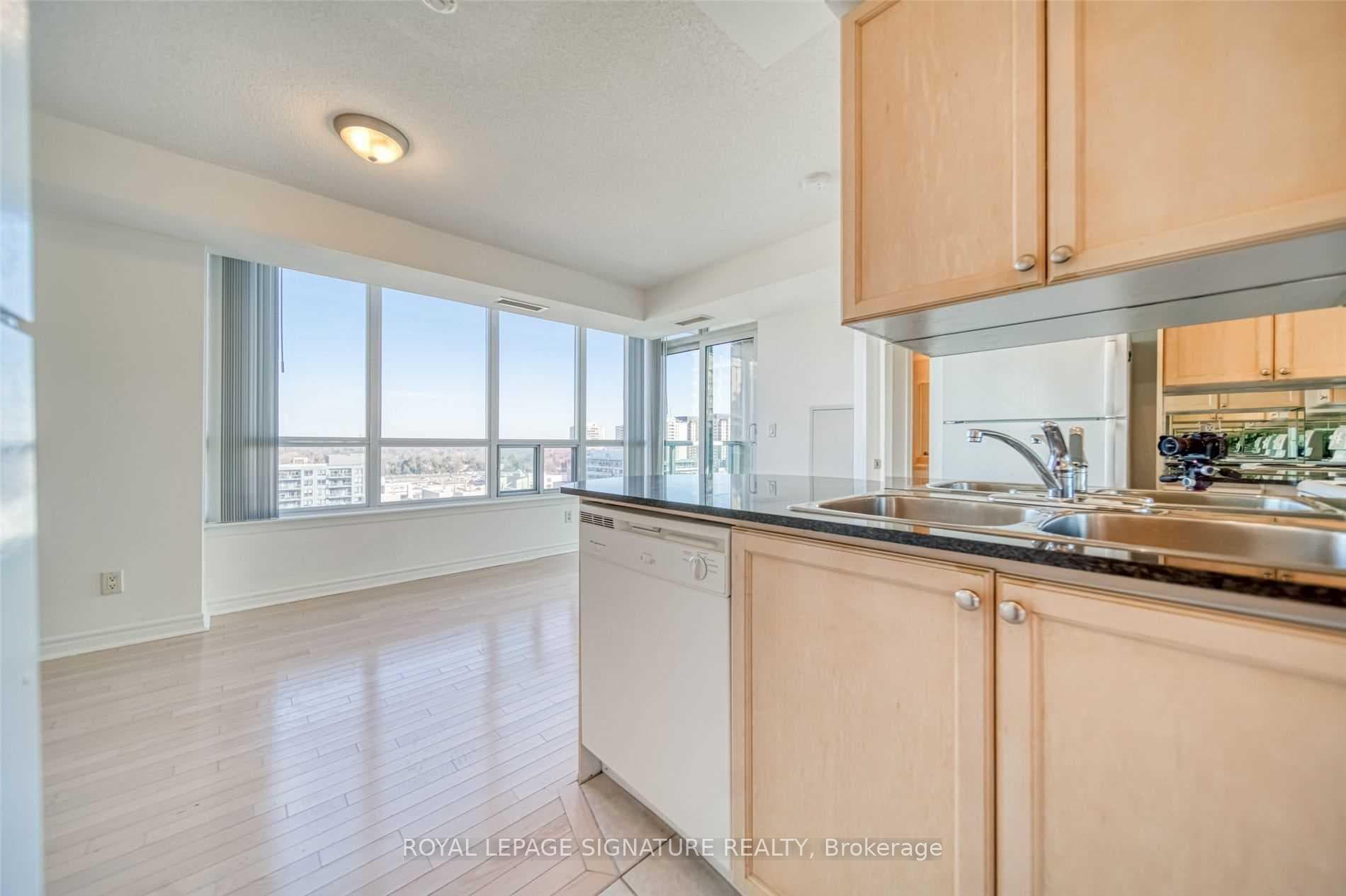 17 Barberry Place Unit 1402 photo 12