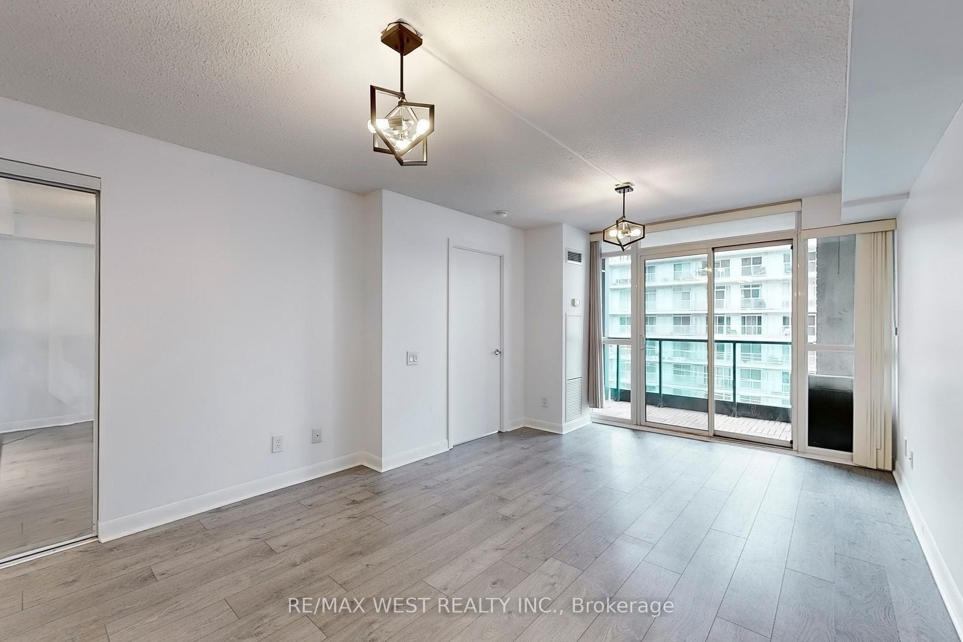 525 Wilson Avenue Unit 647 photo 16