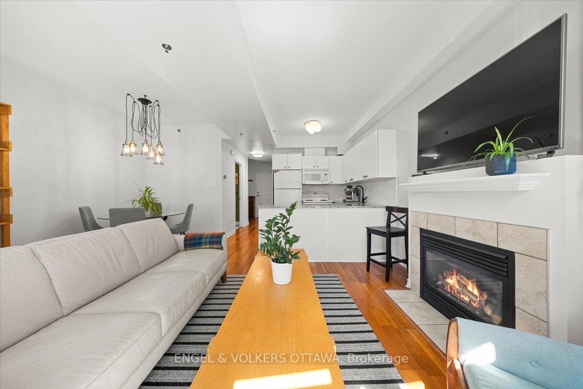6 Grove Avenue Unit 205 photo 15
