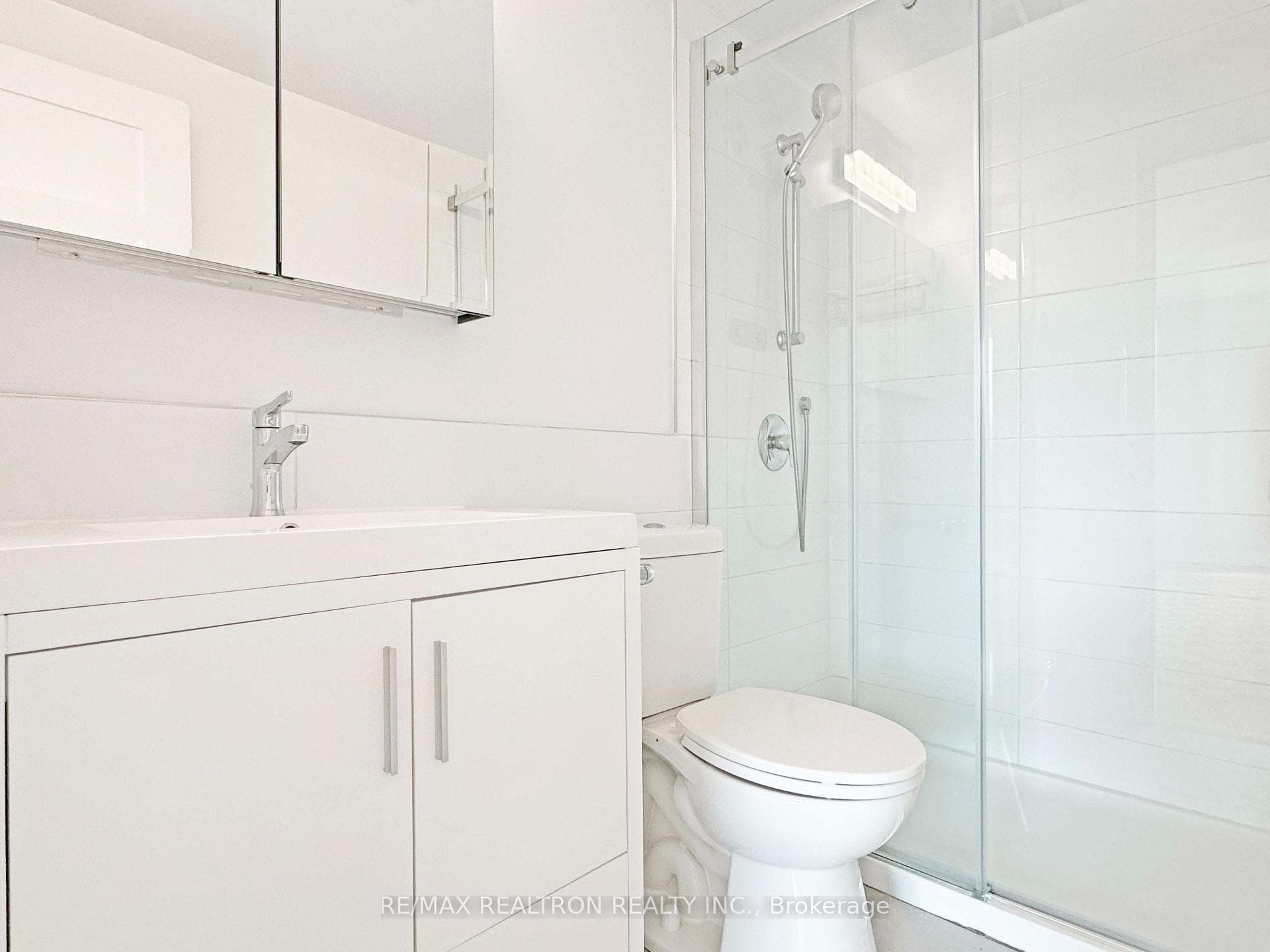 10 Shallmar Boulevard Unit 607 photo 11