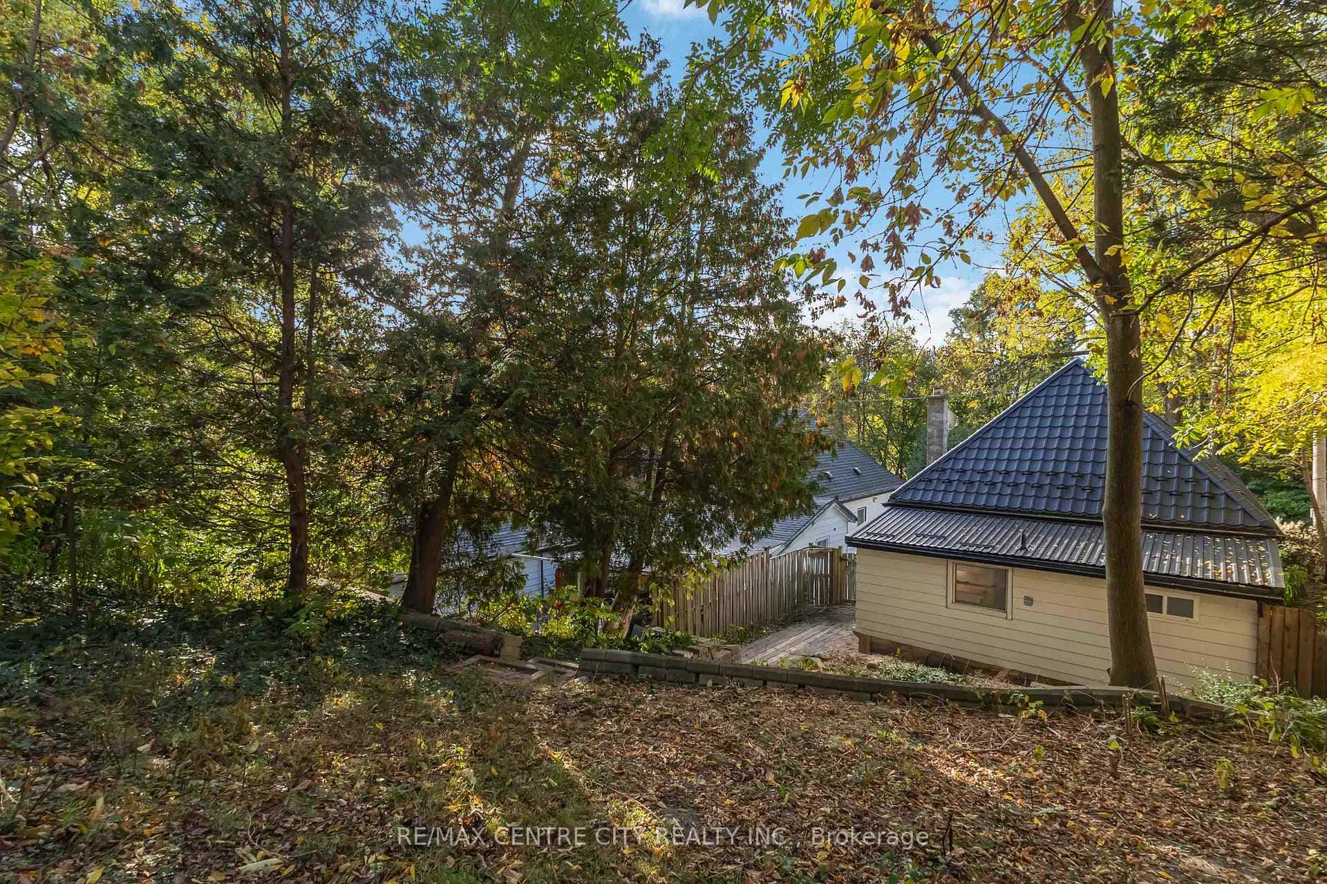 97 Walnut Street photo 39