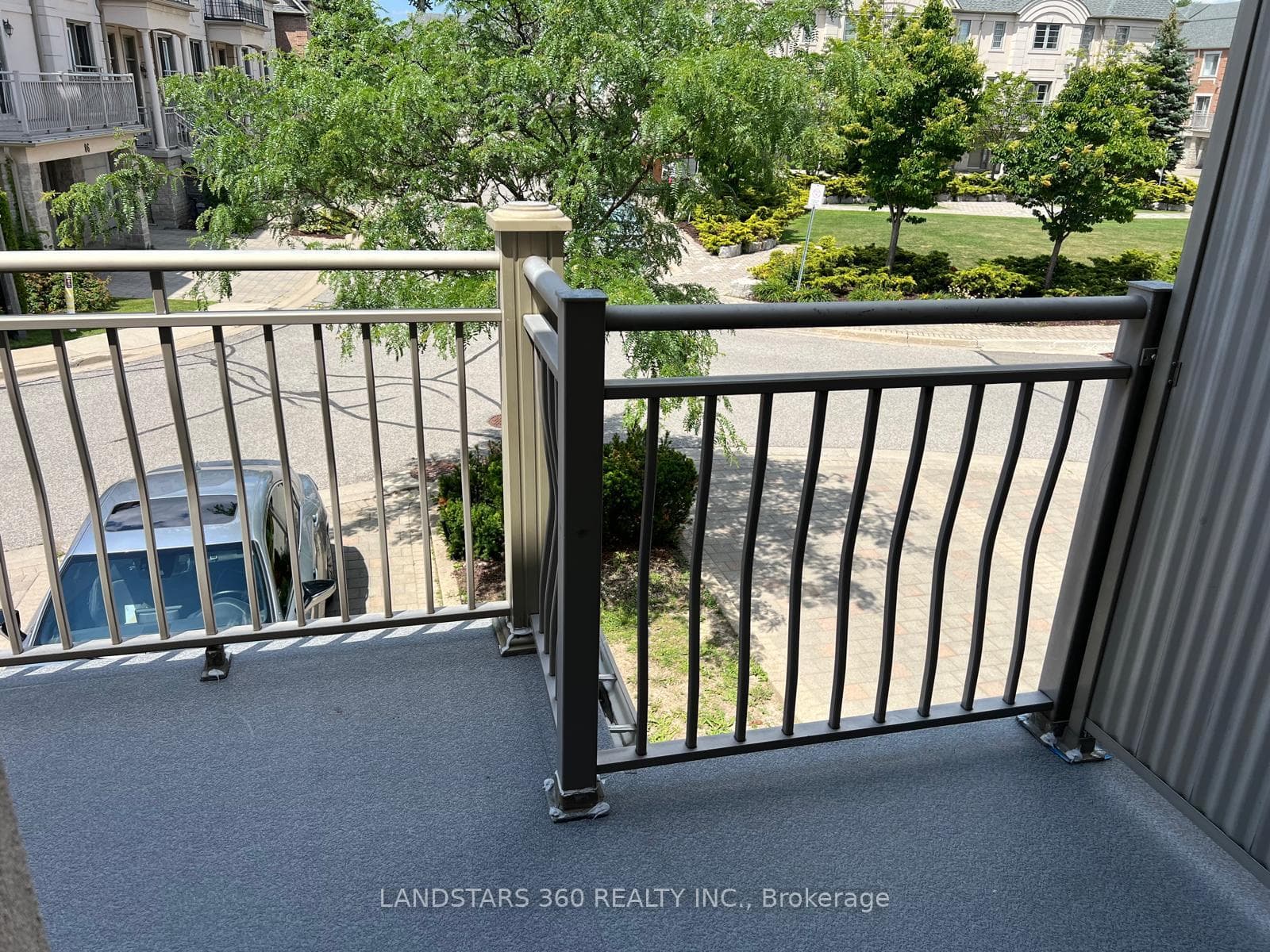 9133 Bayview Avenue Unit 82 photo 33
