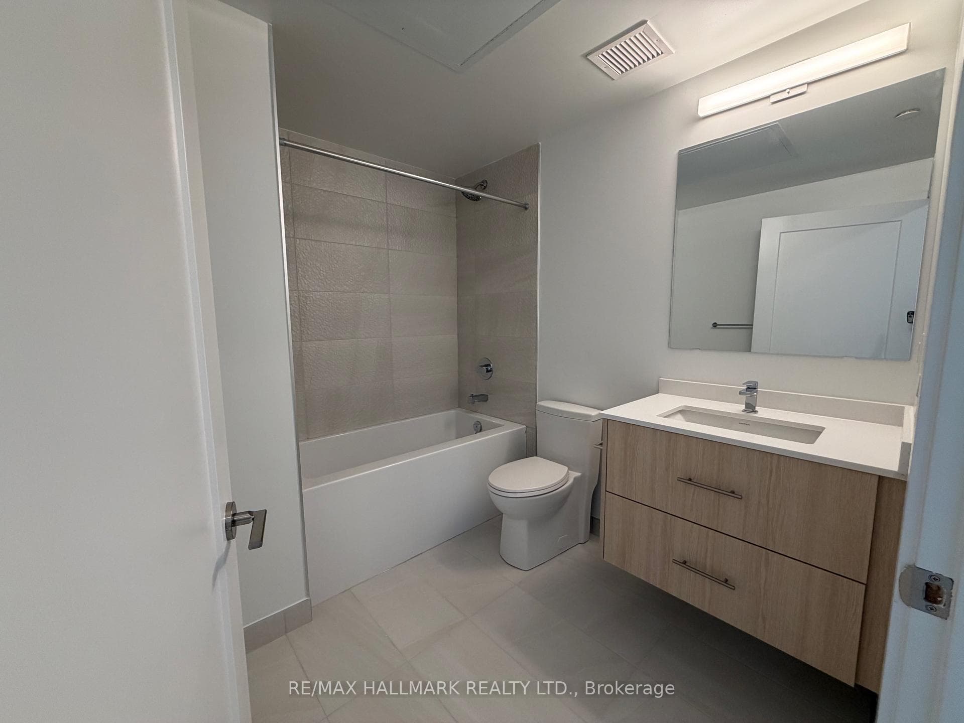 9763 Markham Road Unit A2310 photo 1