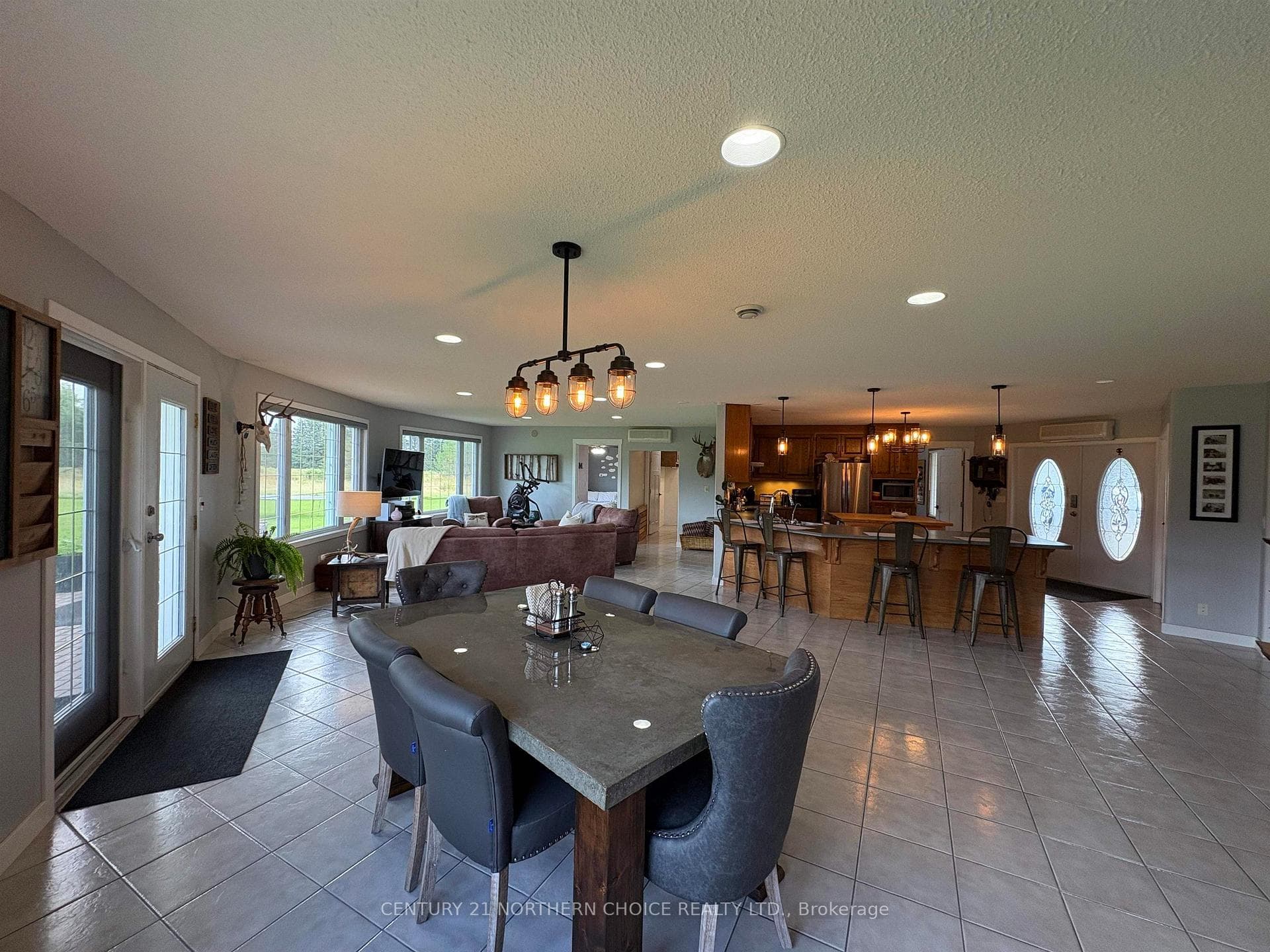 2250 Mutz Road photo 14
