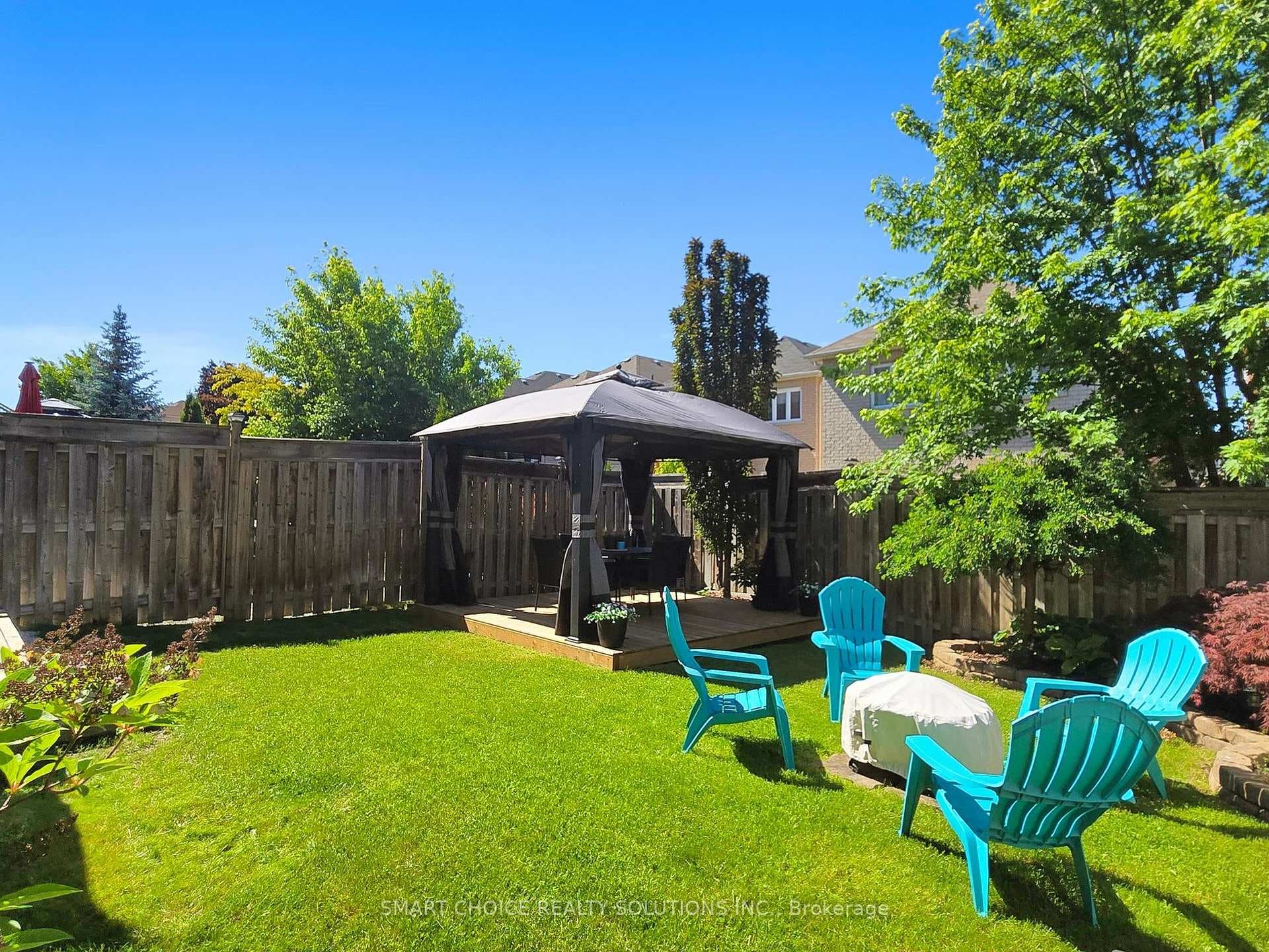 23 Elderberry Gate photo 39