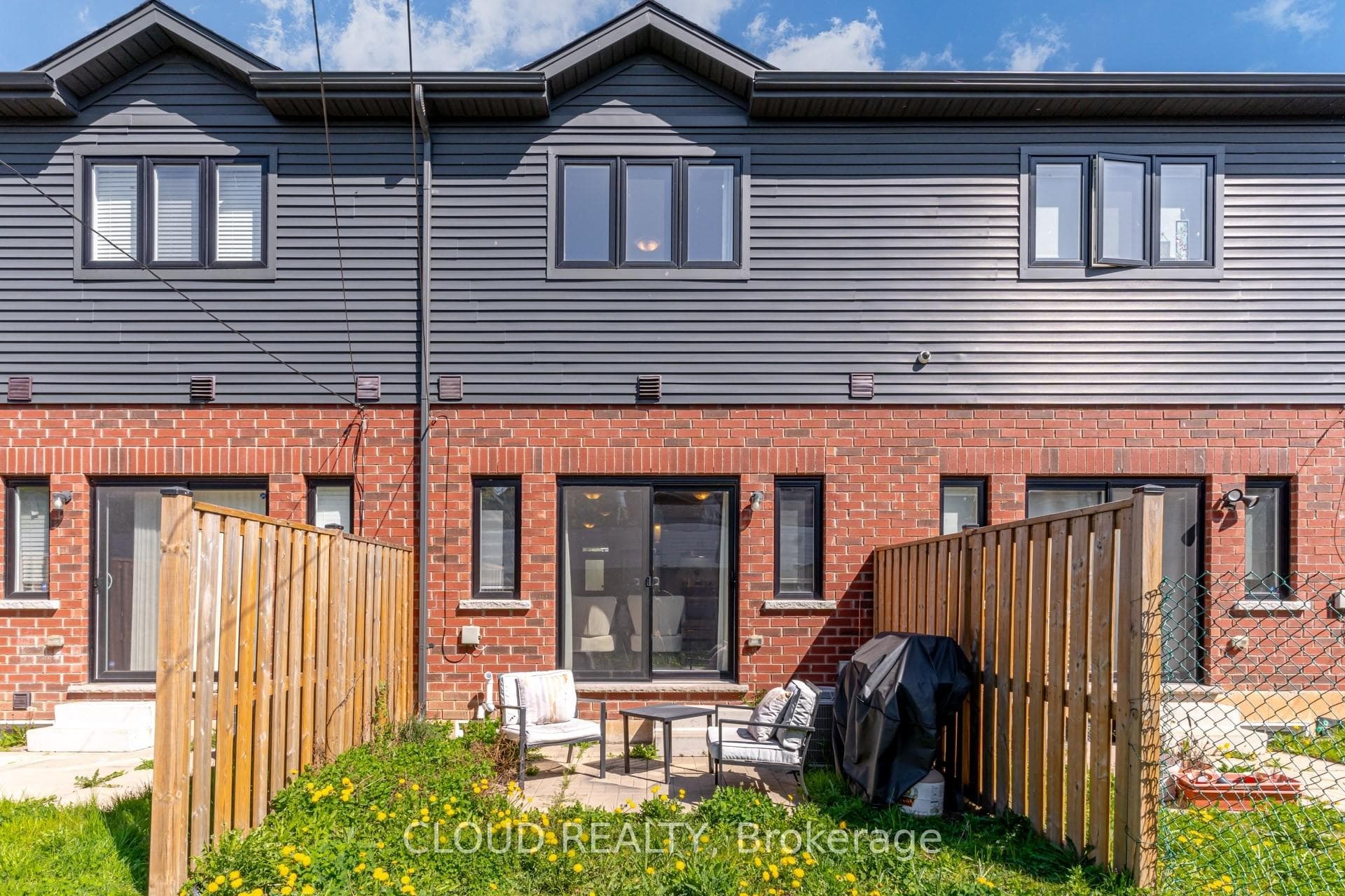 45 Gibson Avenue photo 35