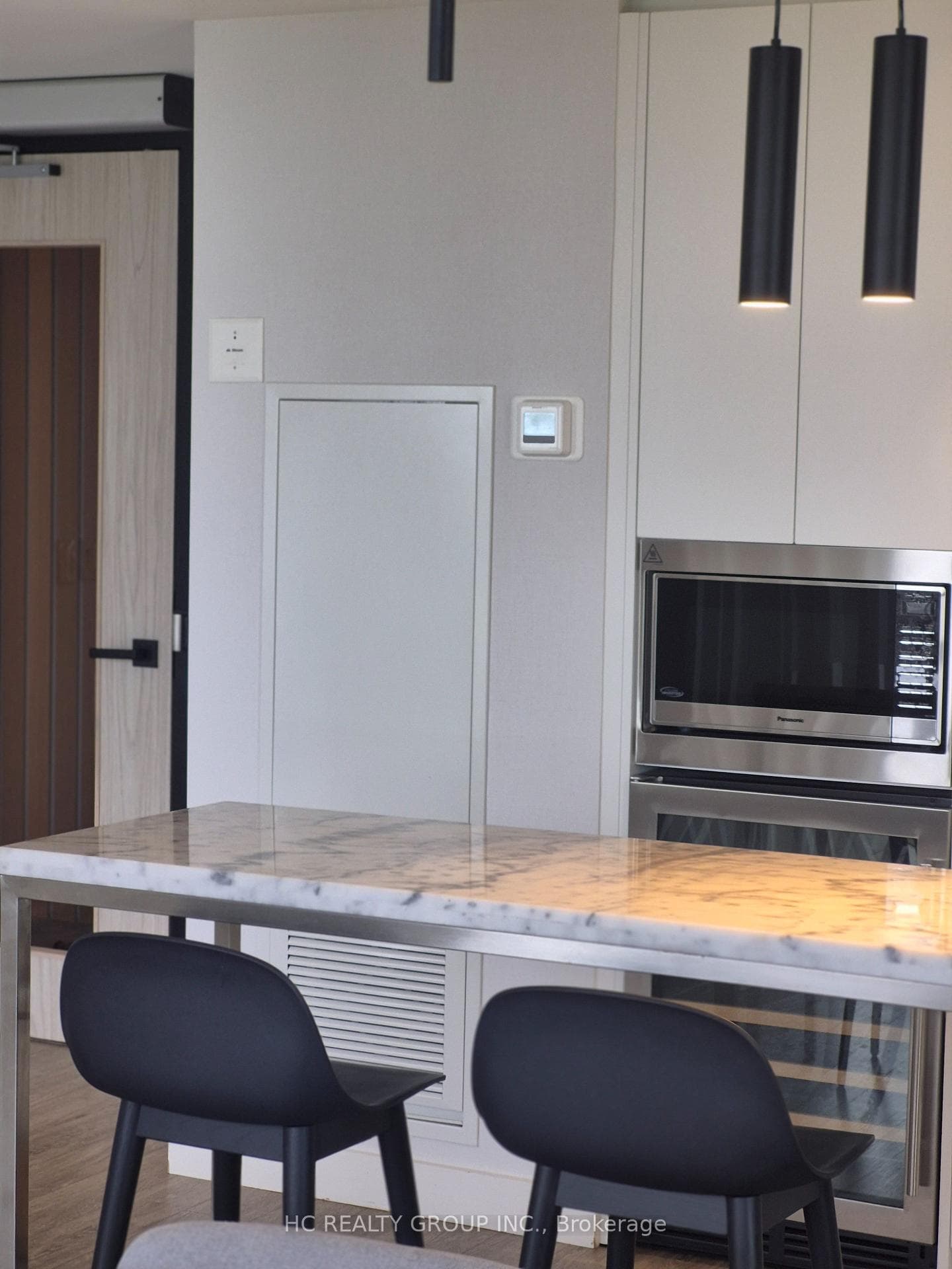 30 Tretti Way Unit 812 photo 8