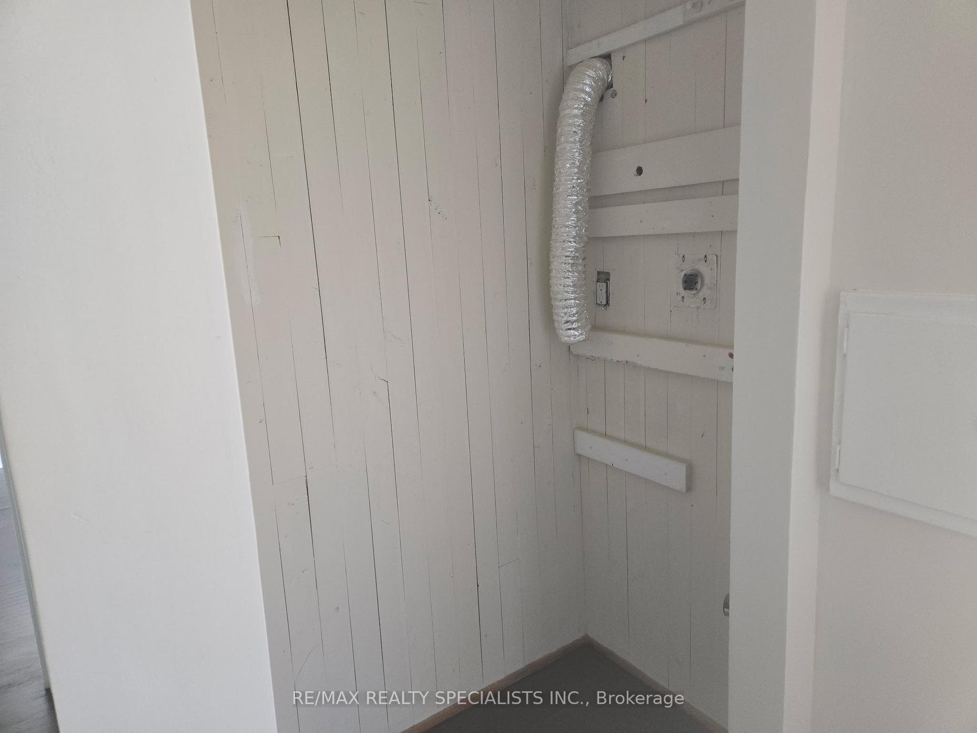 970 Concession Street photo 28