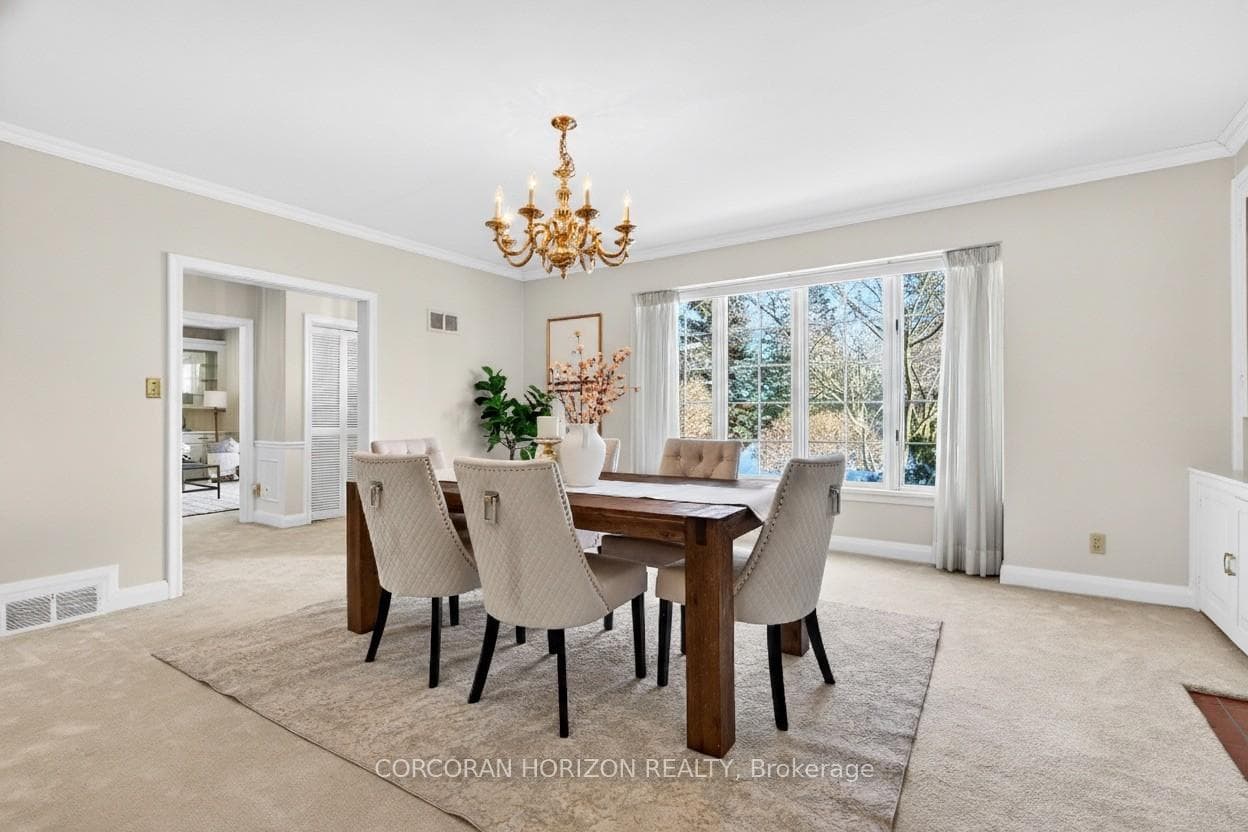 1735 Sunningdale Bend photo 9