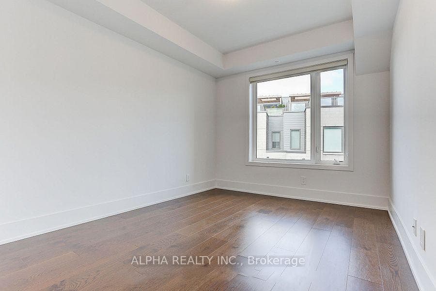 270 Davenport Road Unit TH16 photo 14