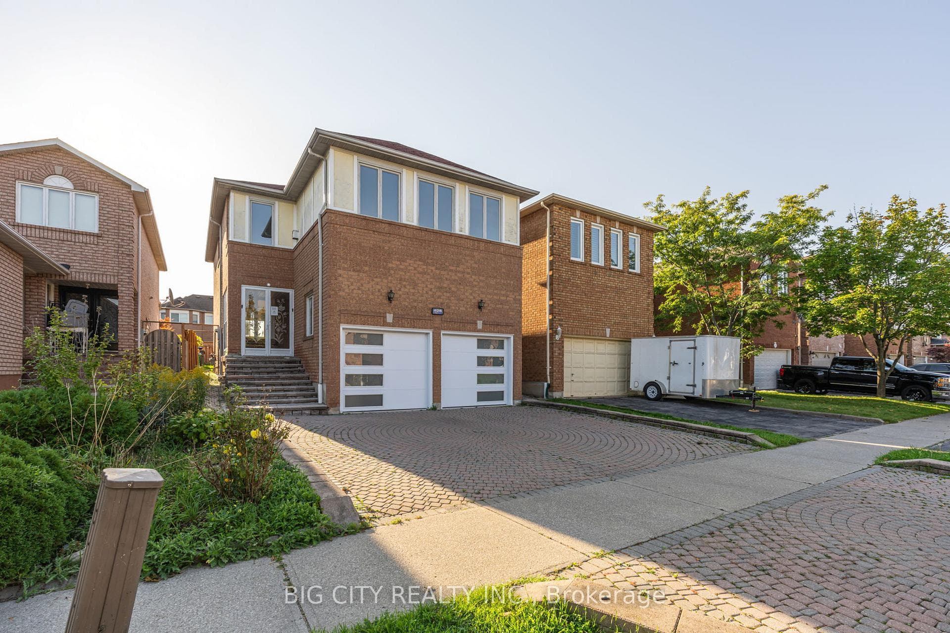 828 Cardington Street photo 3