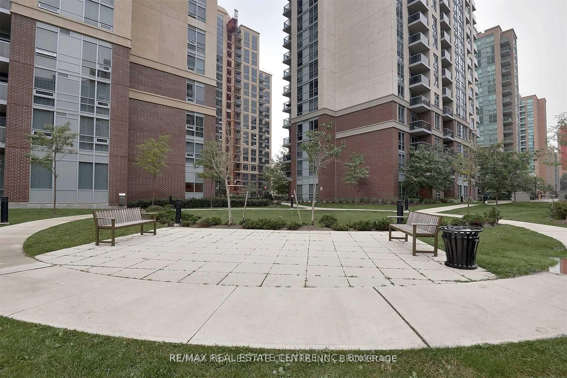 5 Michael Power Place Unit 705 photo 9
