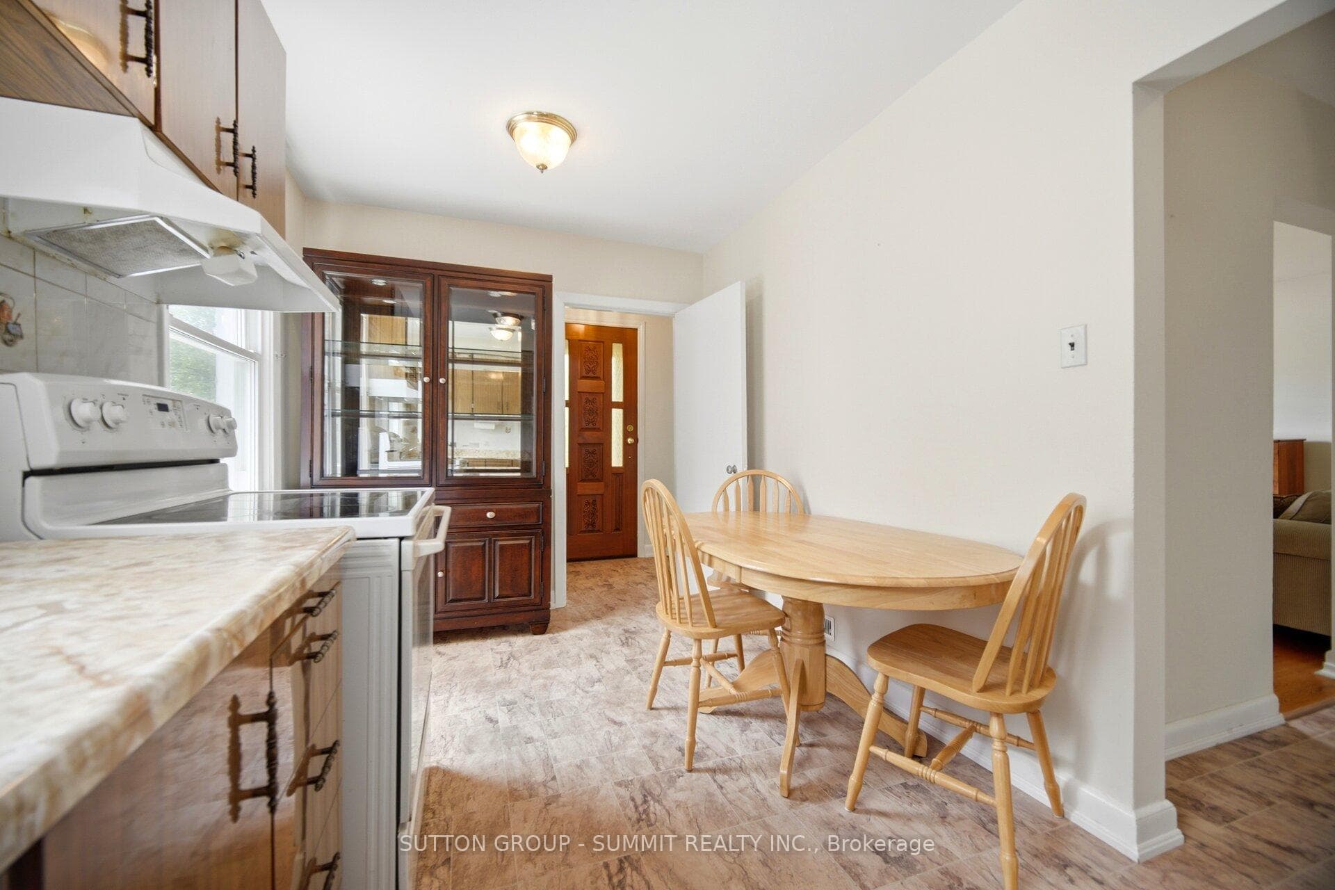 7 Earl Street photo 13
