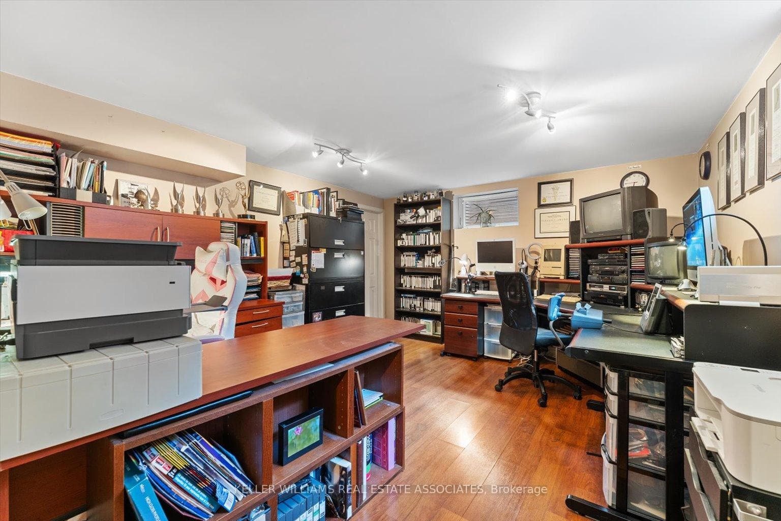 39 Maplewood Road photo 31