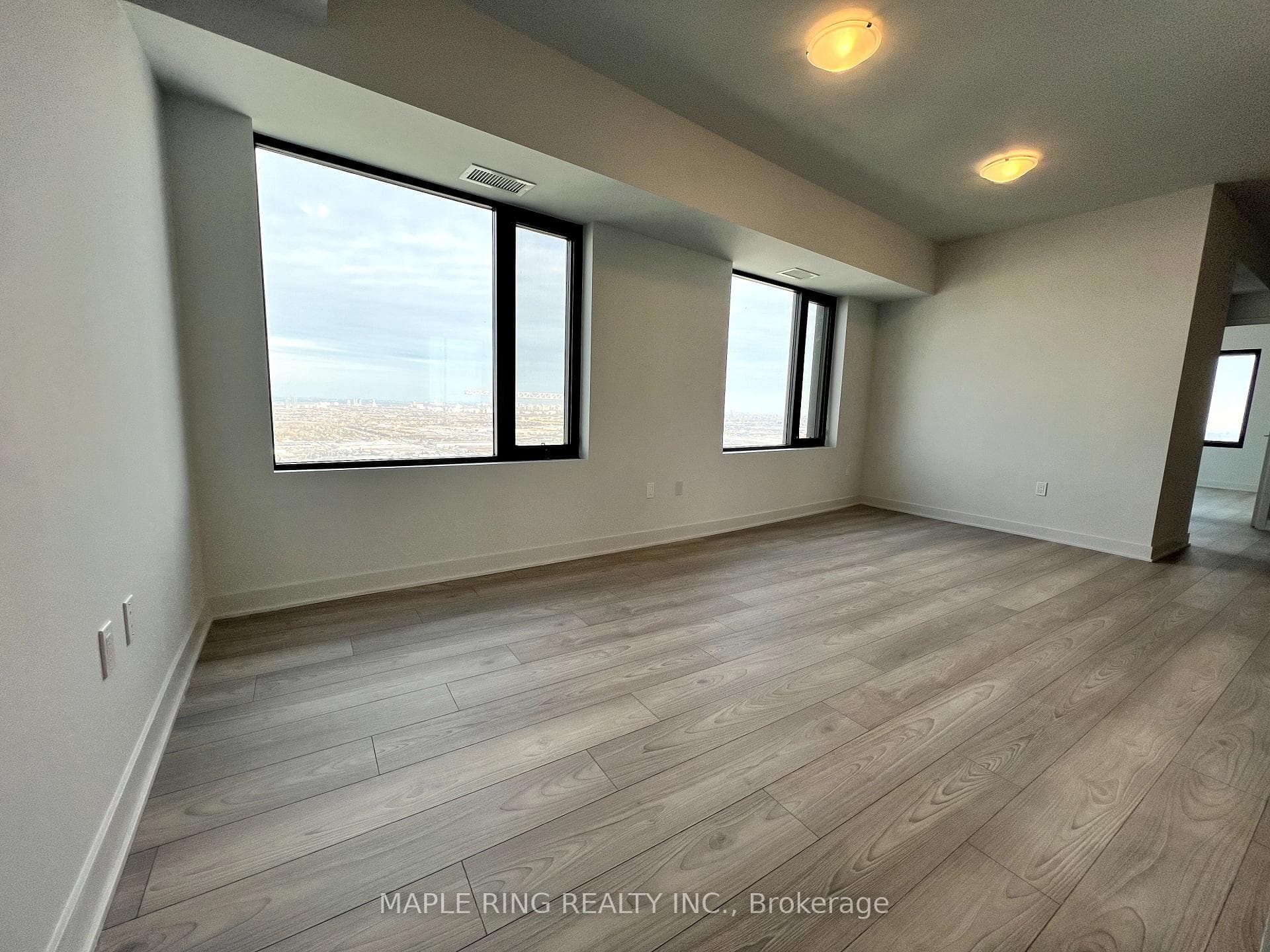 2920 Highway 7 Road Unit 4902 photo 9