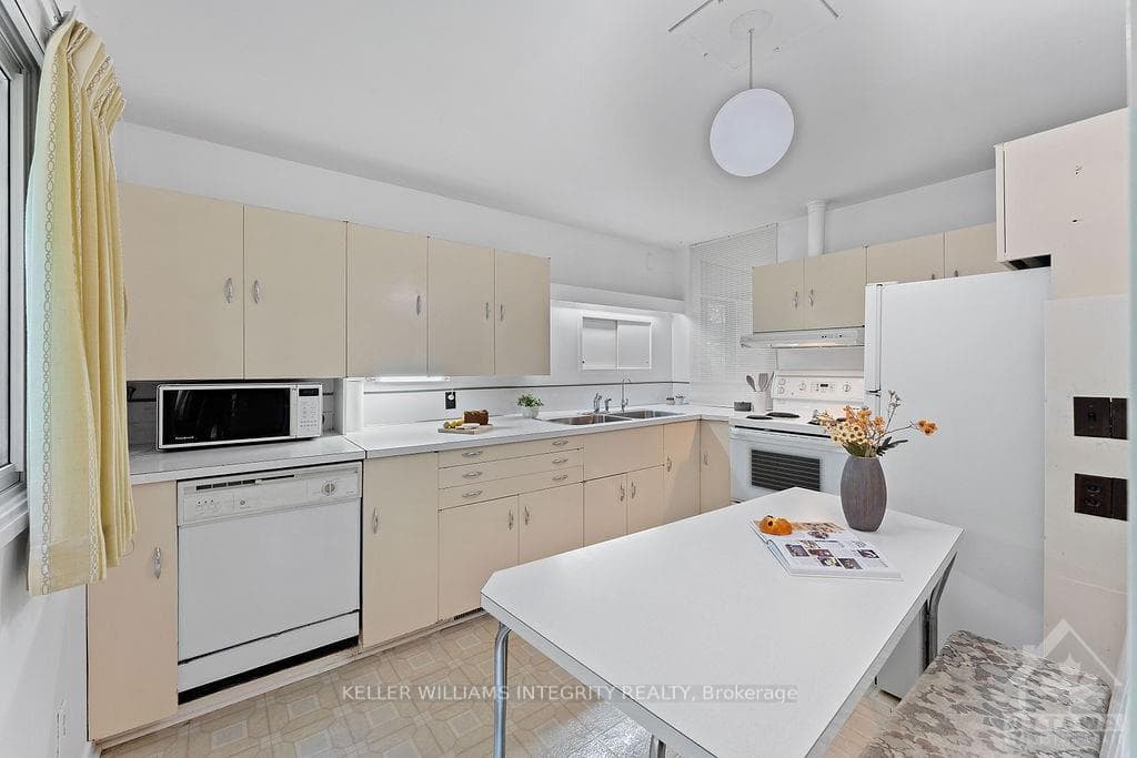 3 GREENHILL Way photo 10