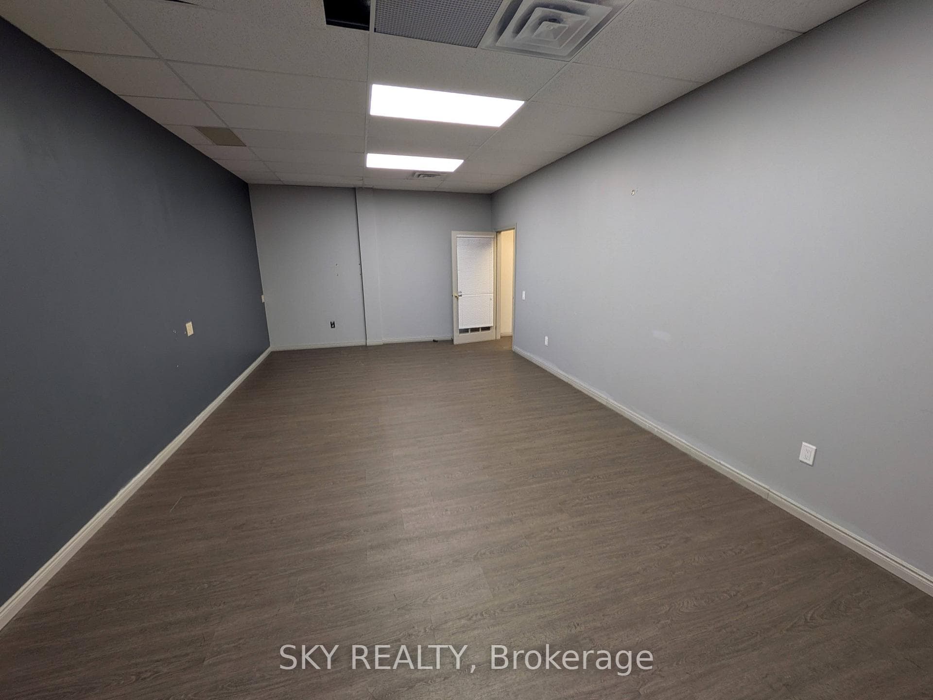 411 Huronia Road Unit 5 photo 8