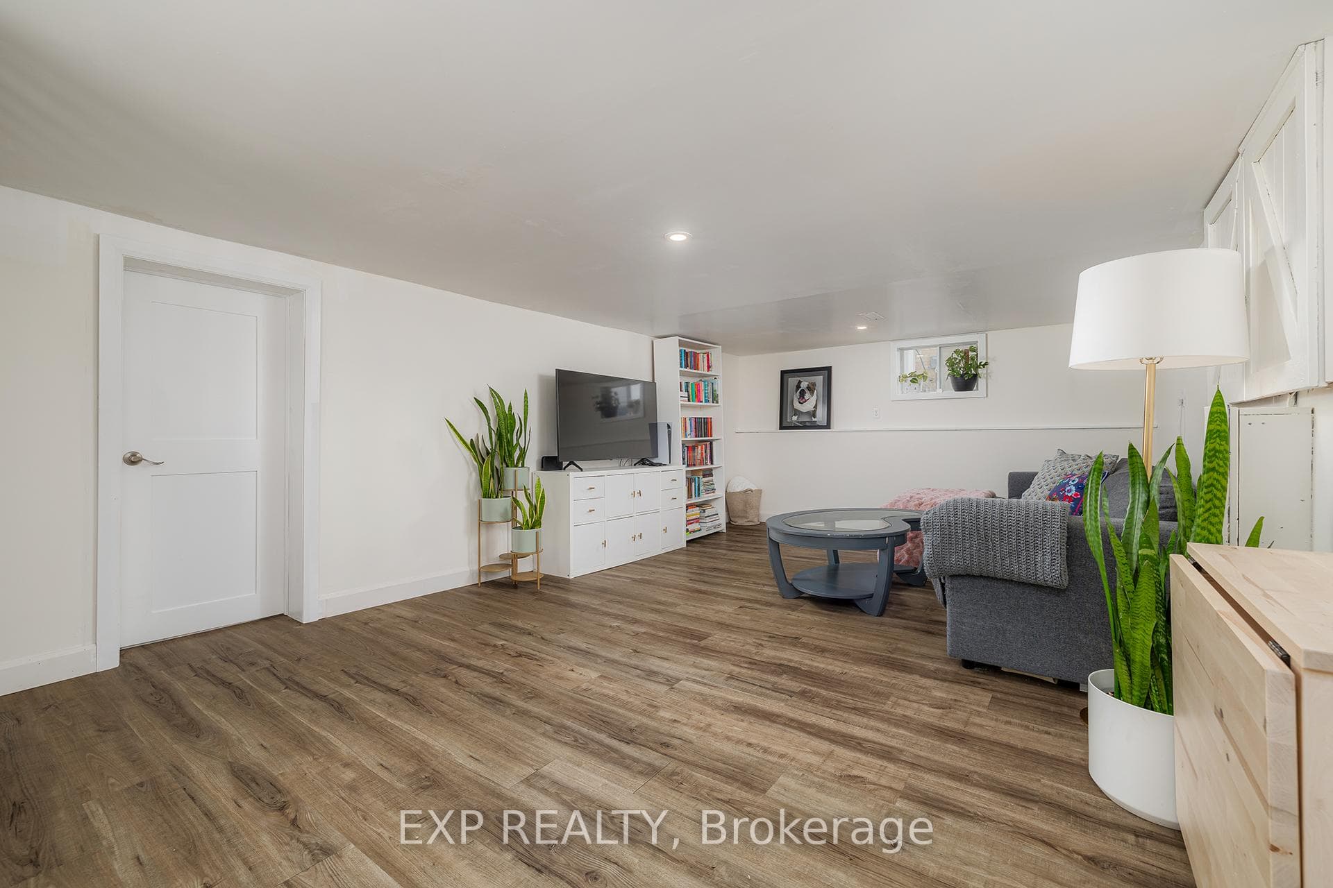 591 11th Avenue photo 21