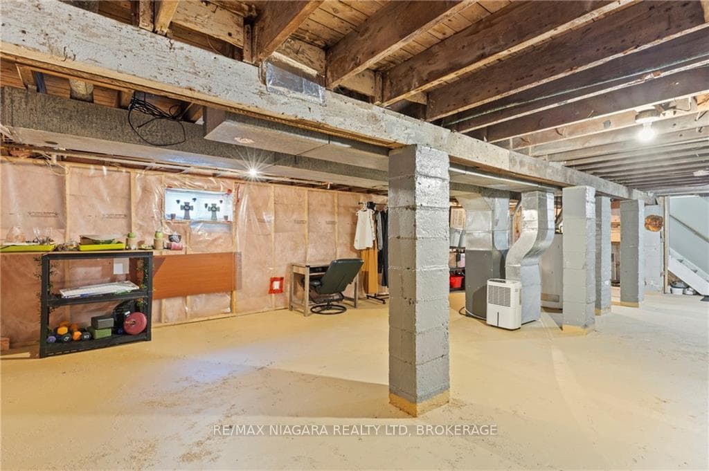 93 Sherwood Avenue photo 23